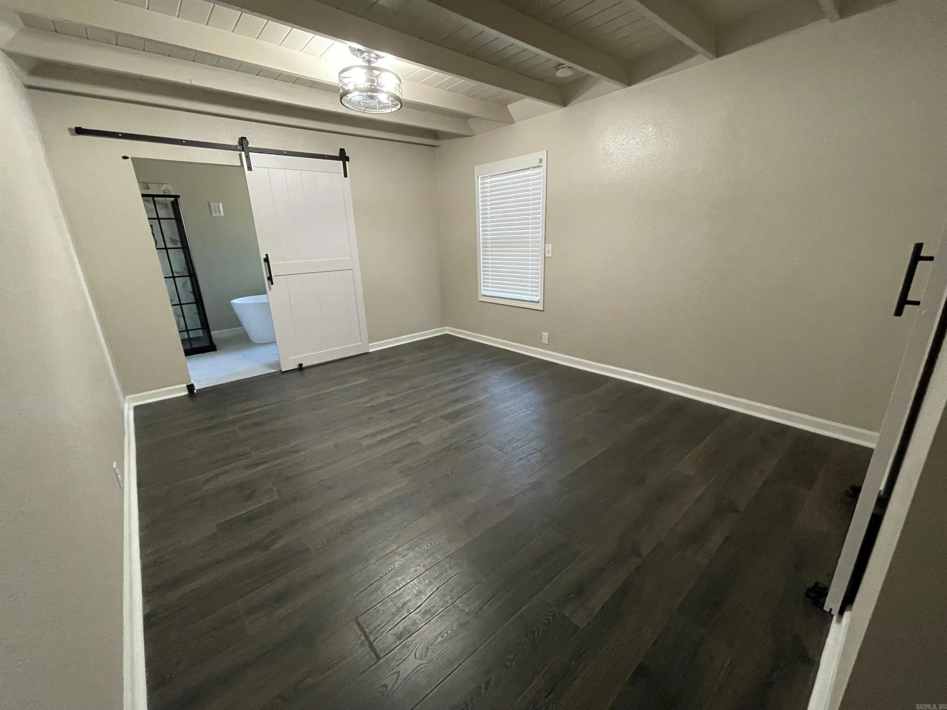 Property at 1025  Edwards - Image 16