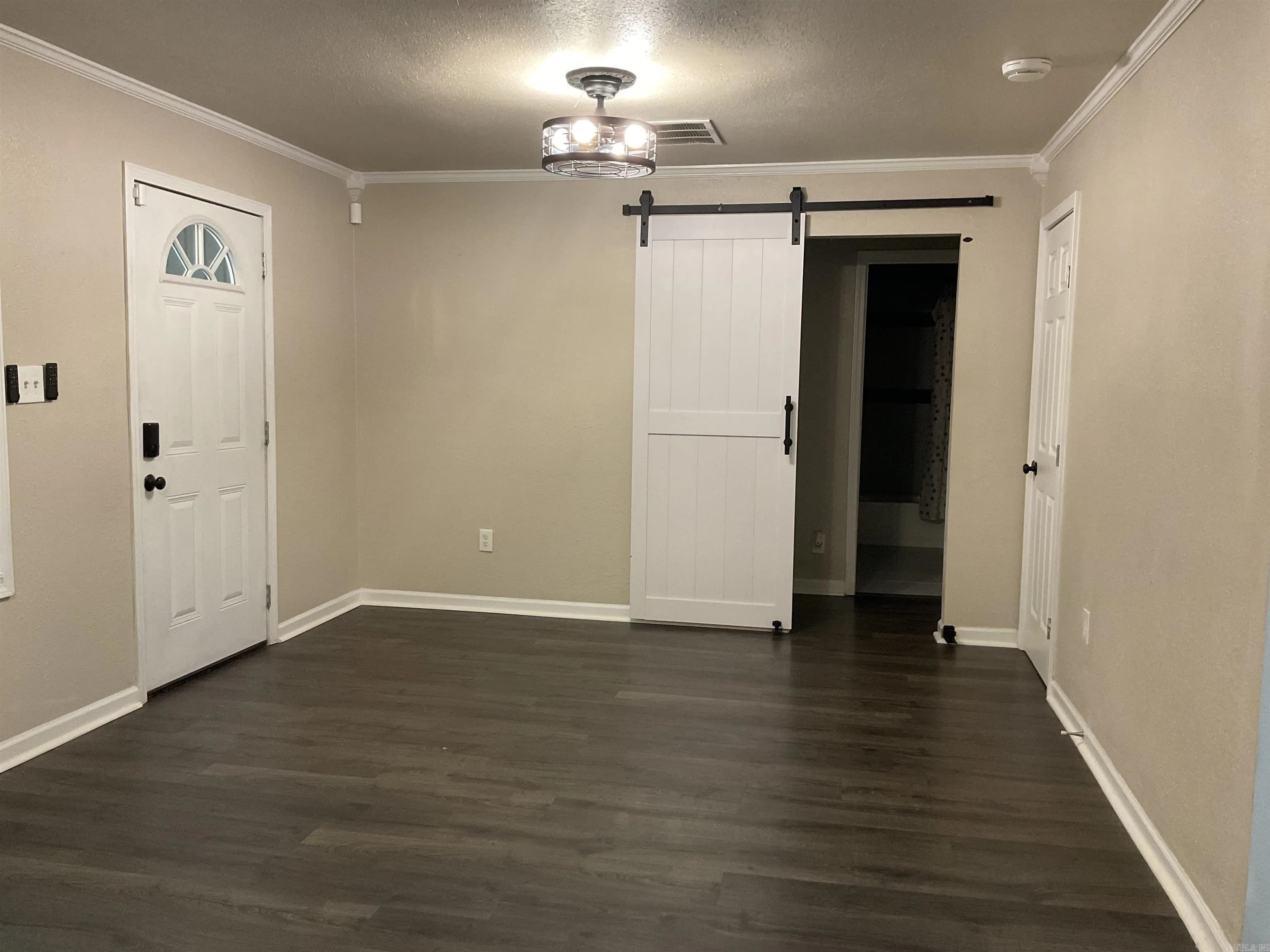 Property at 1025  Edwards - Image 4