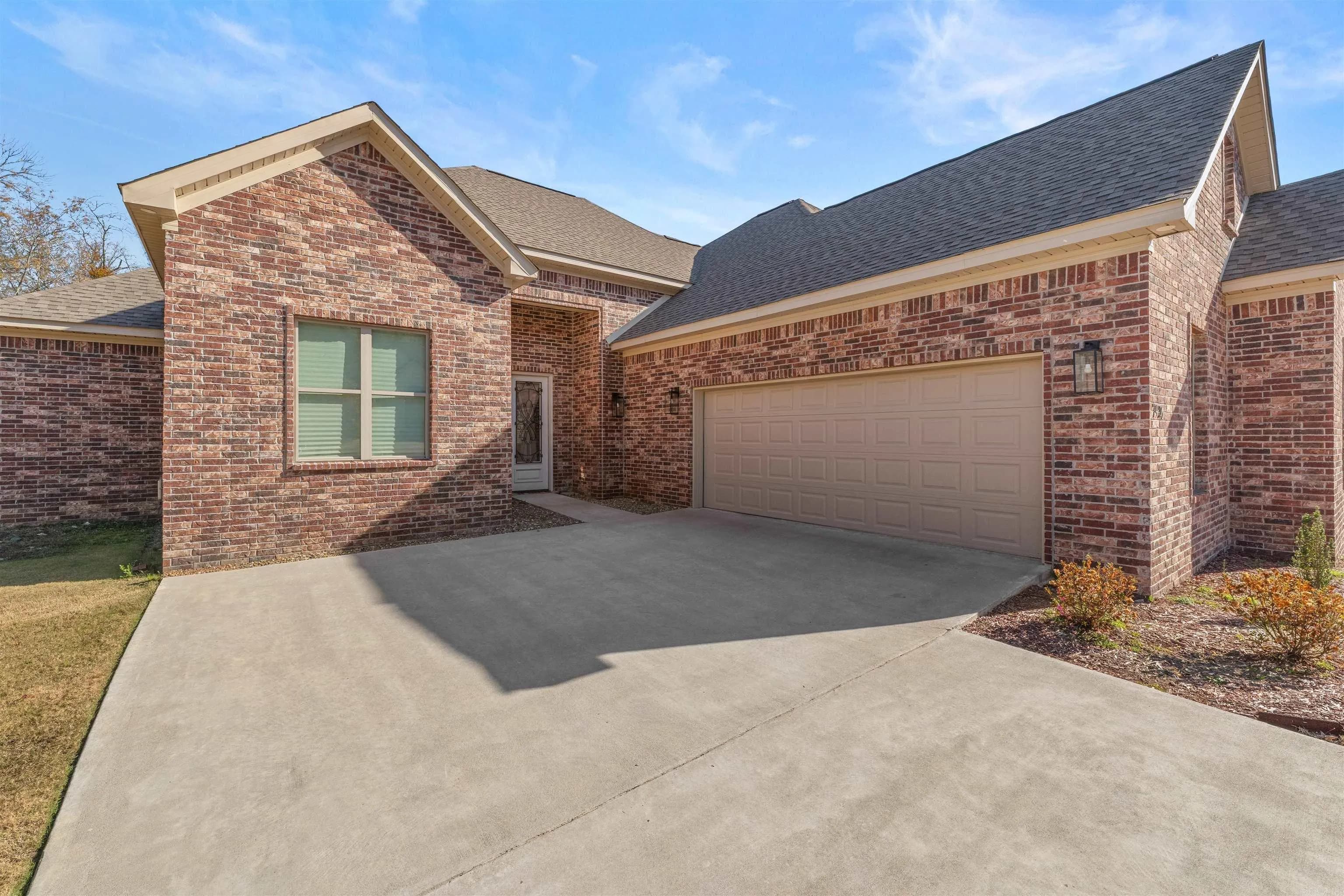 Property at 7926 S Shoreline - Image 2
