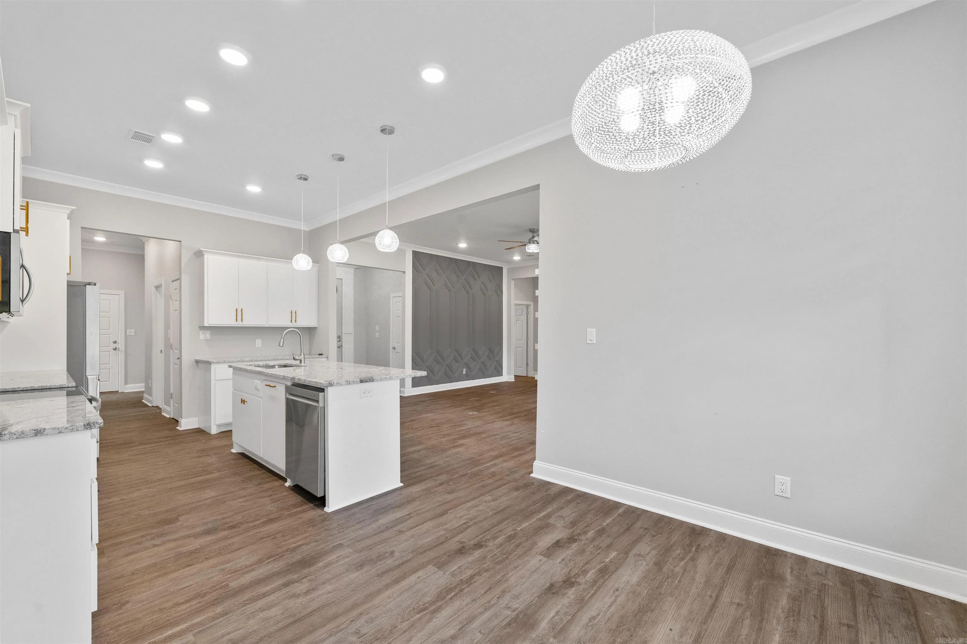 Property at 7926 S Shoreline - Image 15