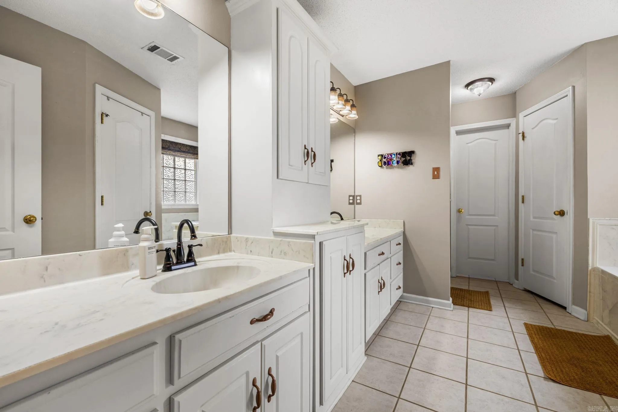 Property at 15  Barberry - Image 17