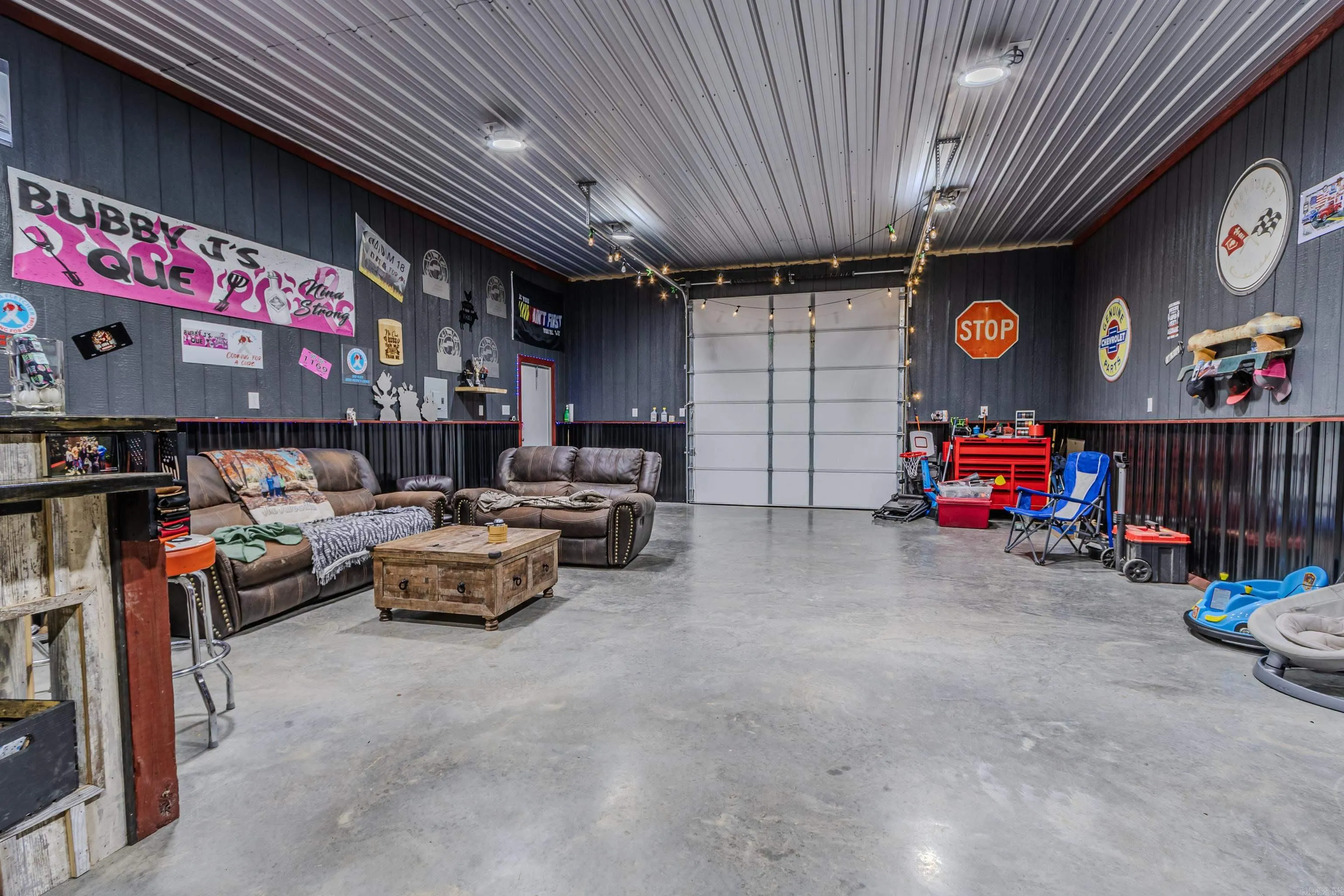 Property at 601 N 6th - Image 16
