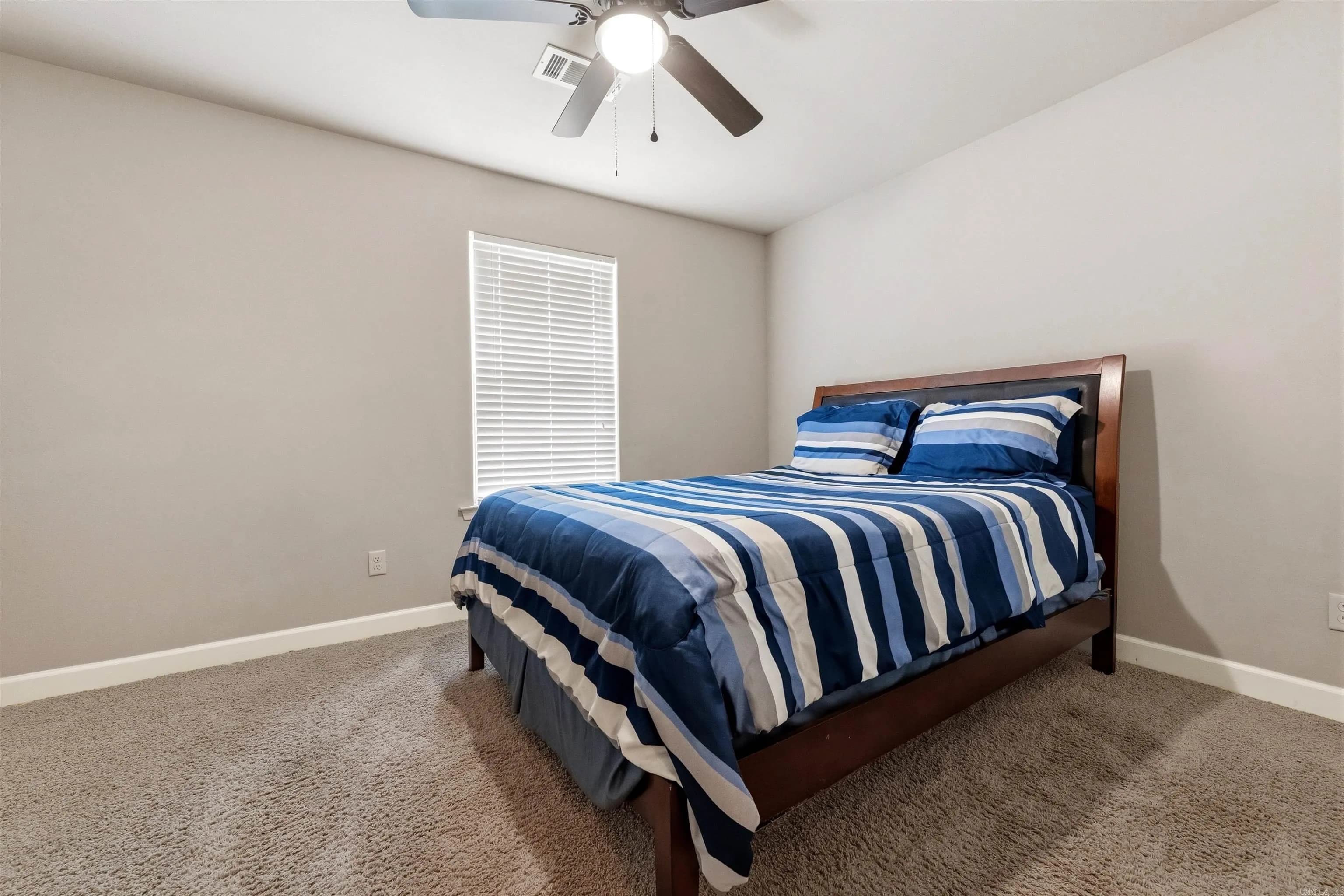 Property at 5502  Glenn - Image 25