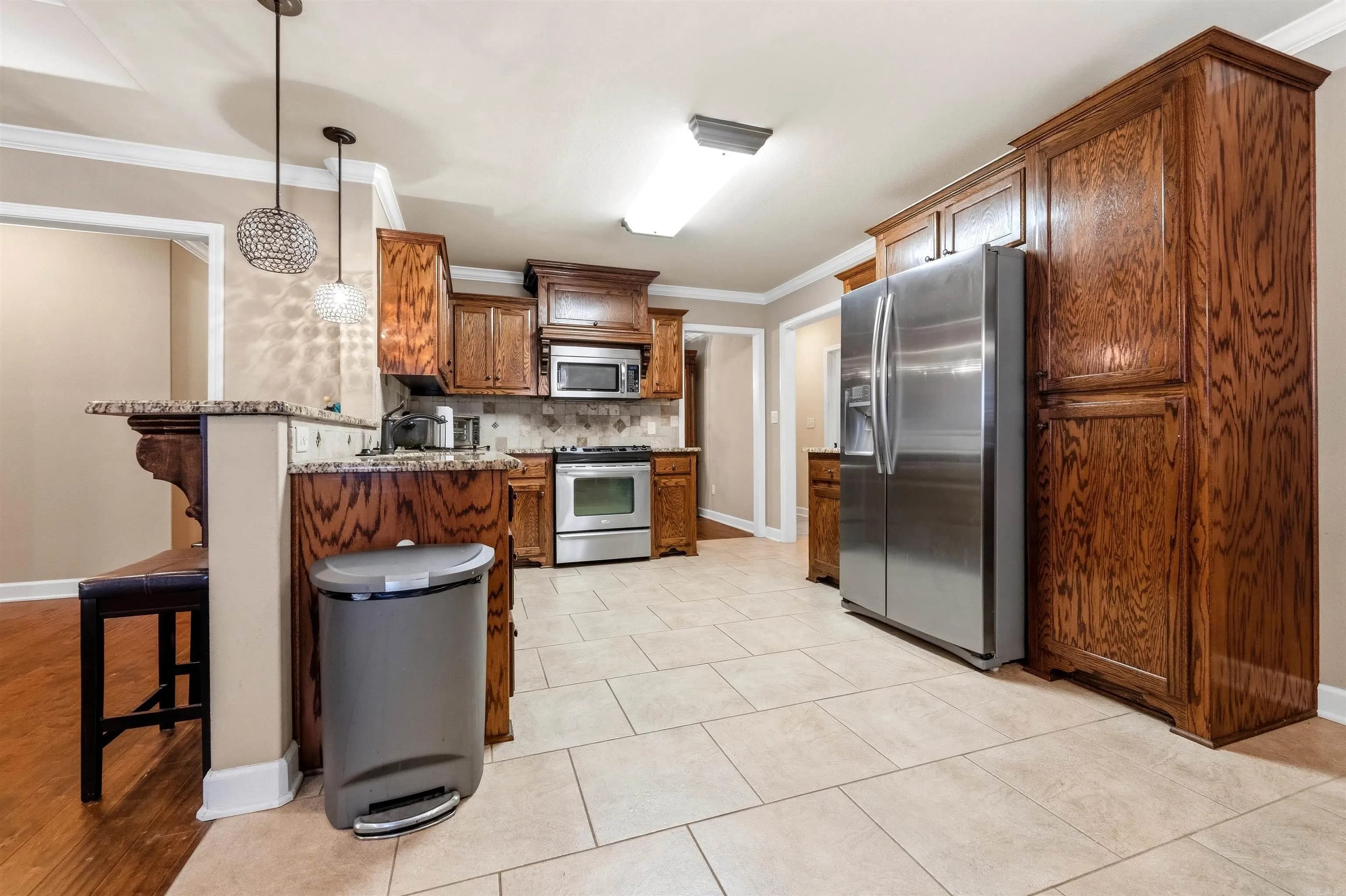 Property at 5502  Glenn - Image 12