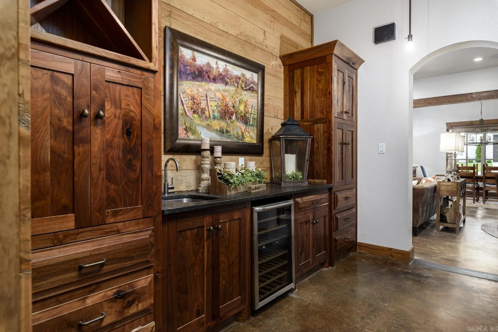 Property at 1202  Hilldale - Image 21