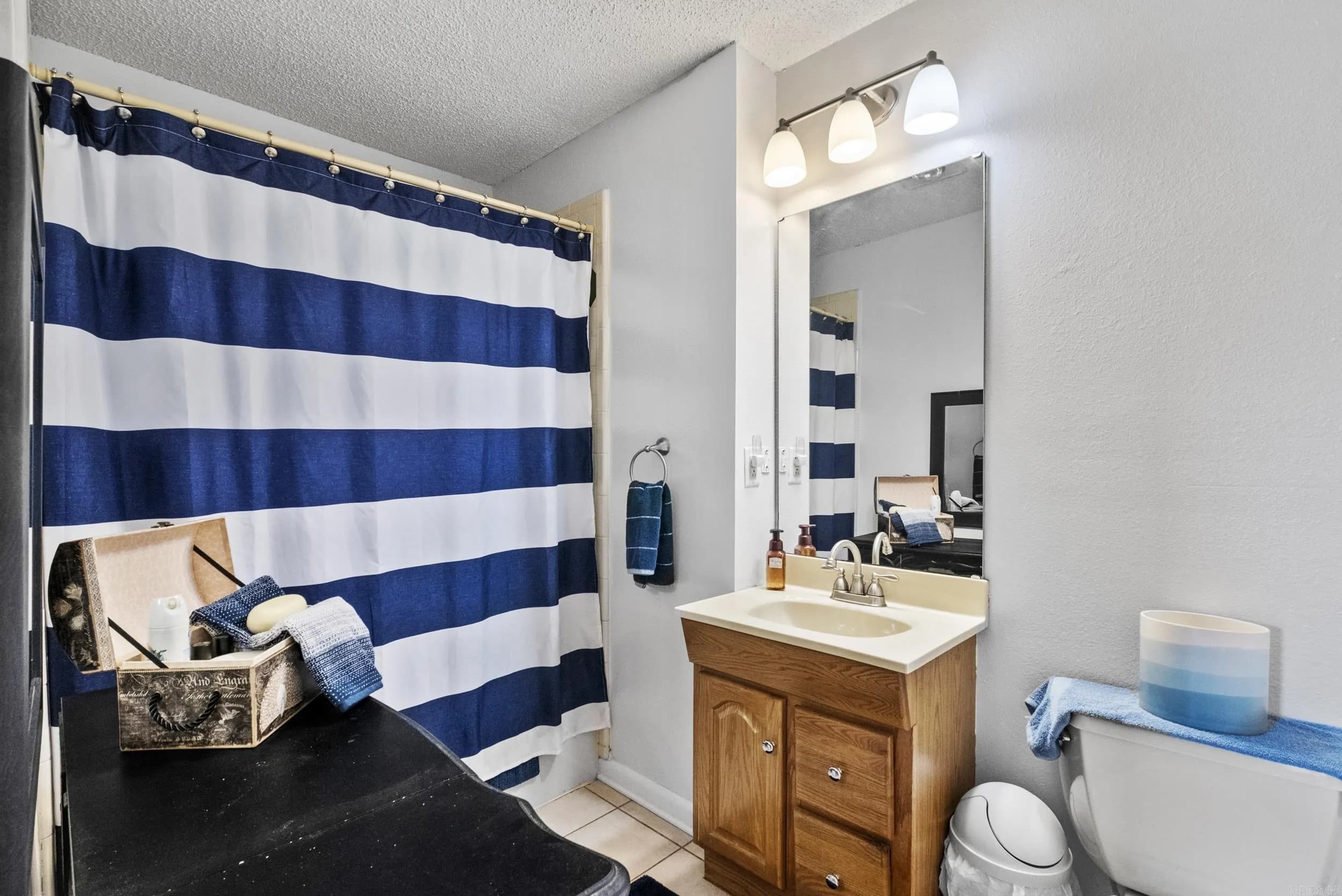 Property at 7112 W Republican - Image 20