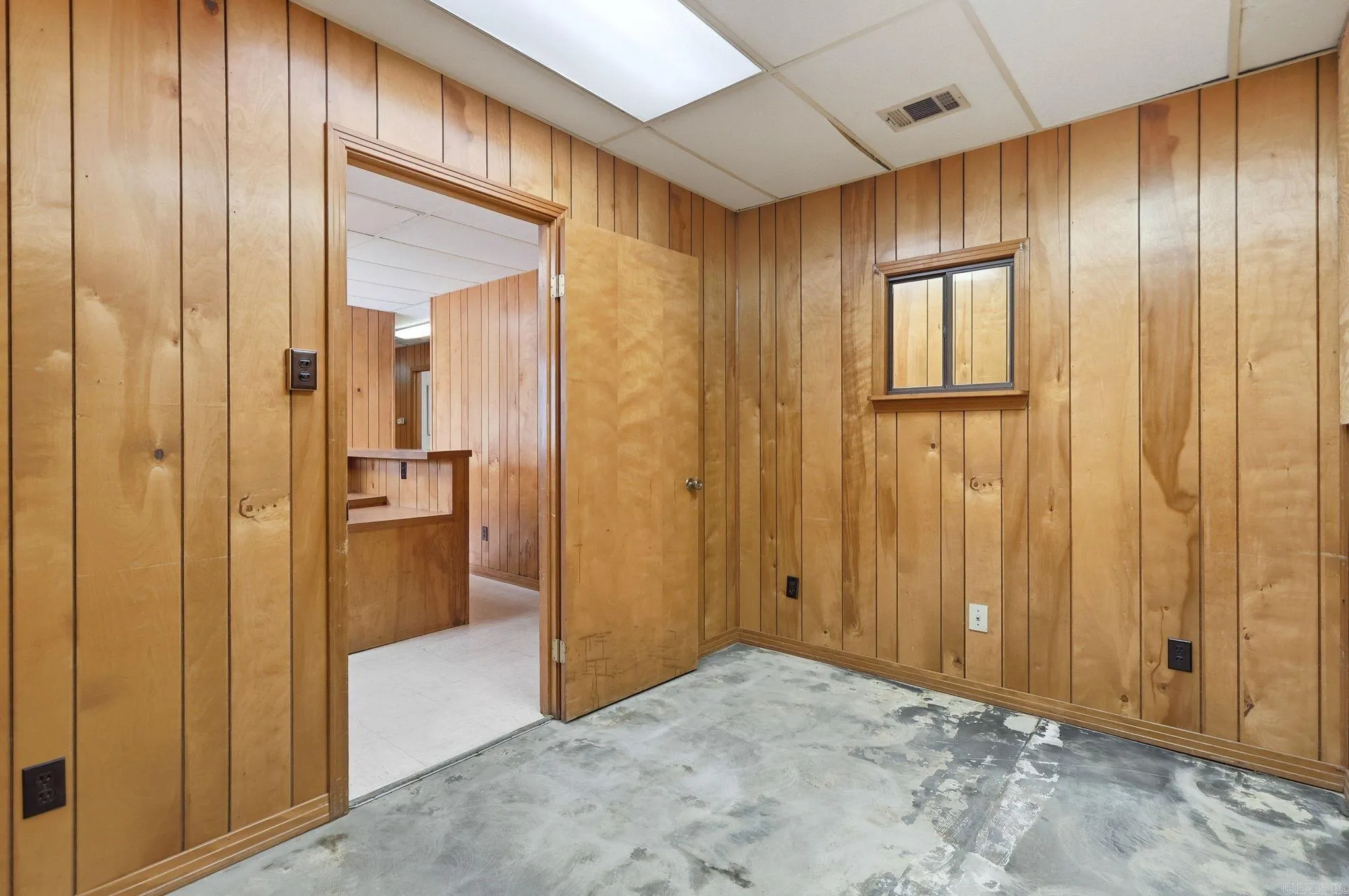 Property at 197 S Redmond - Image 8