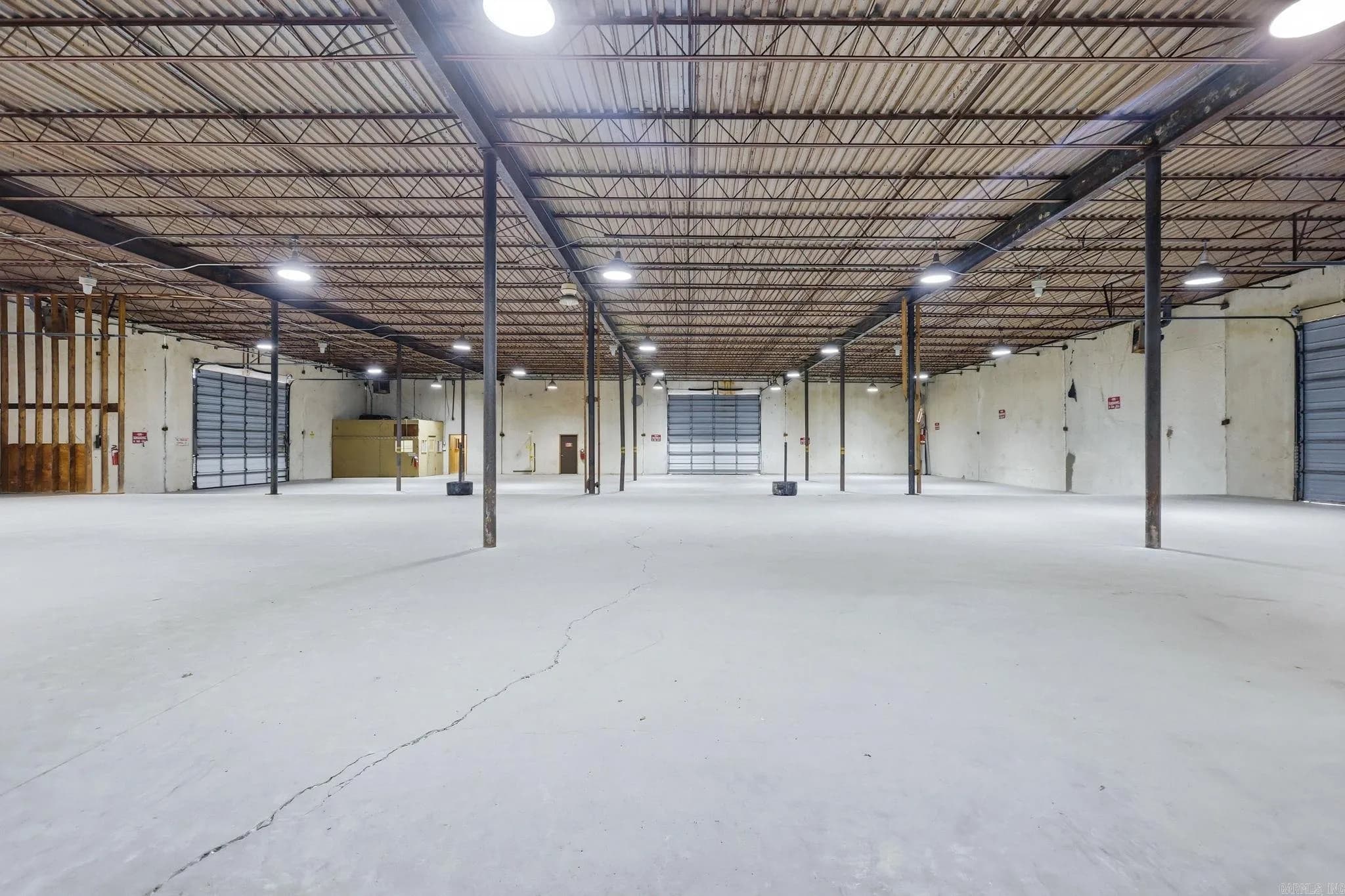 Property at 197 S Redmond - Image 32