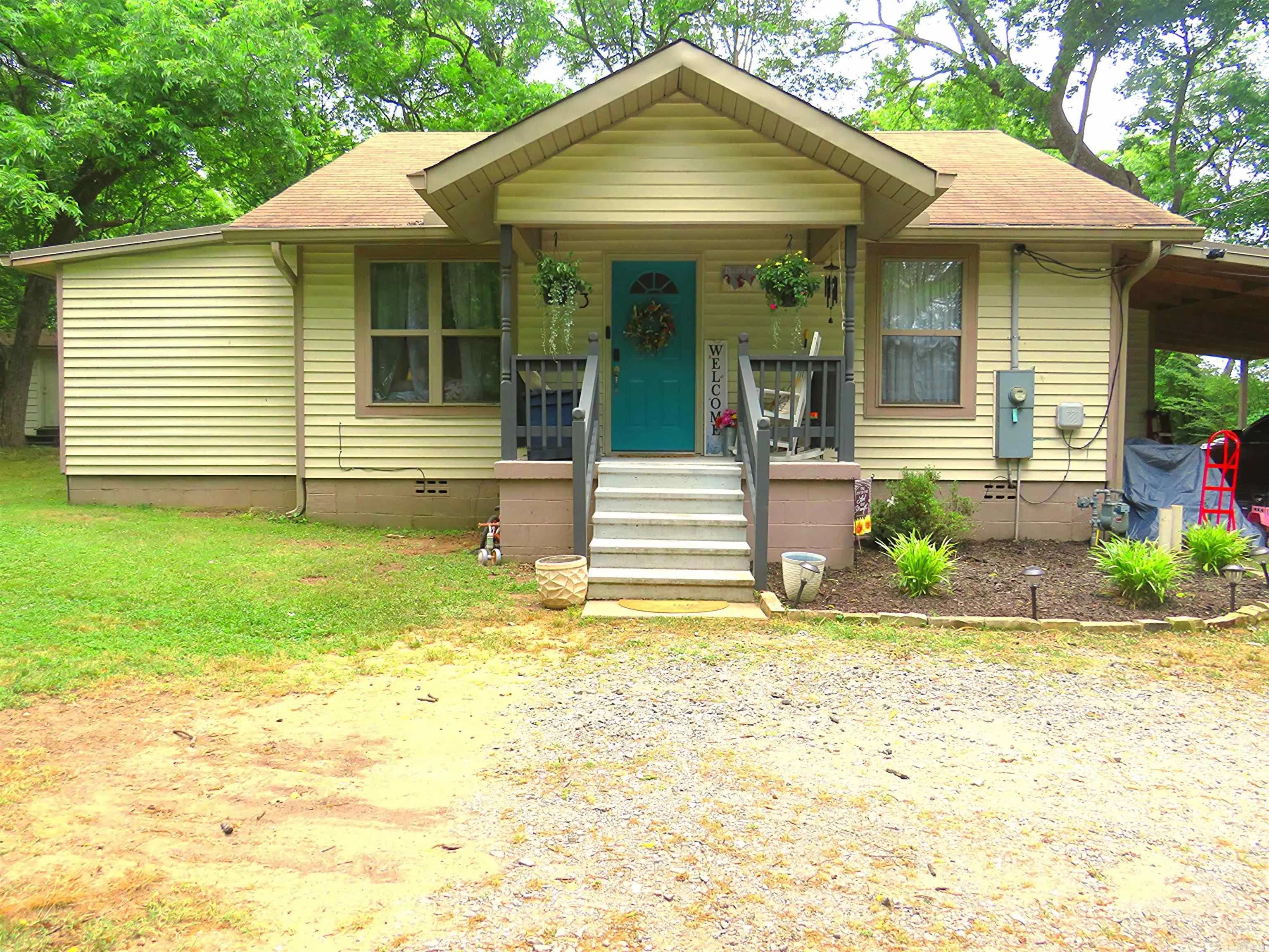 Property at 403 W Walnut - Image 1