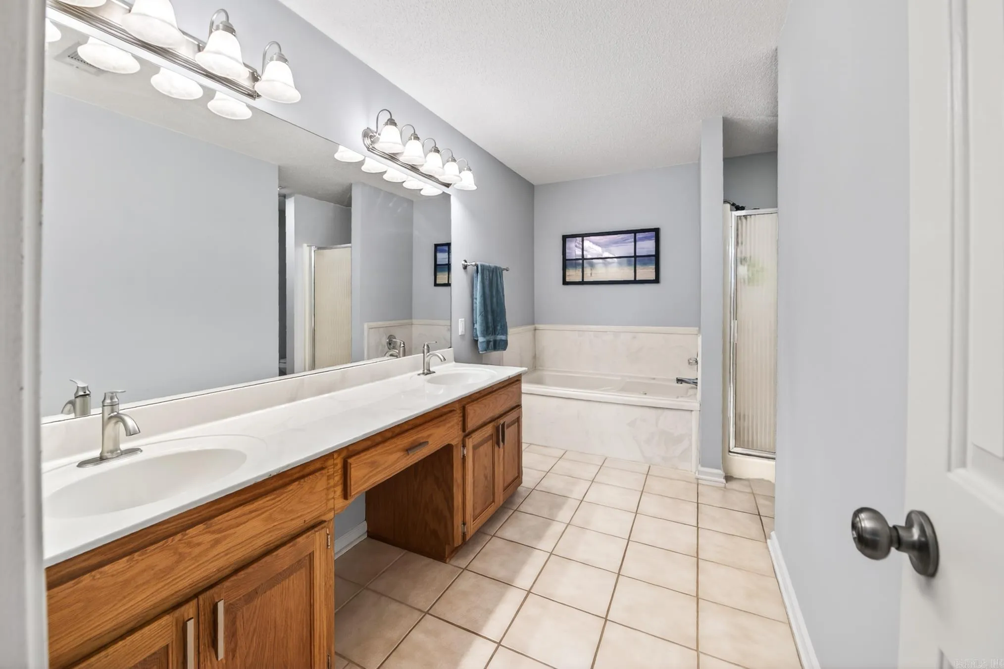 Property at 12 N Sunland - Image 29
