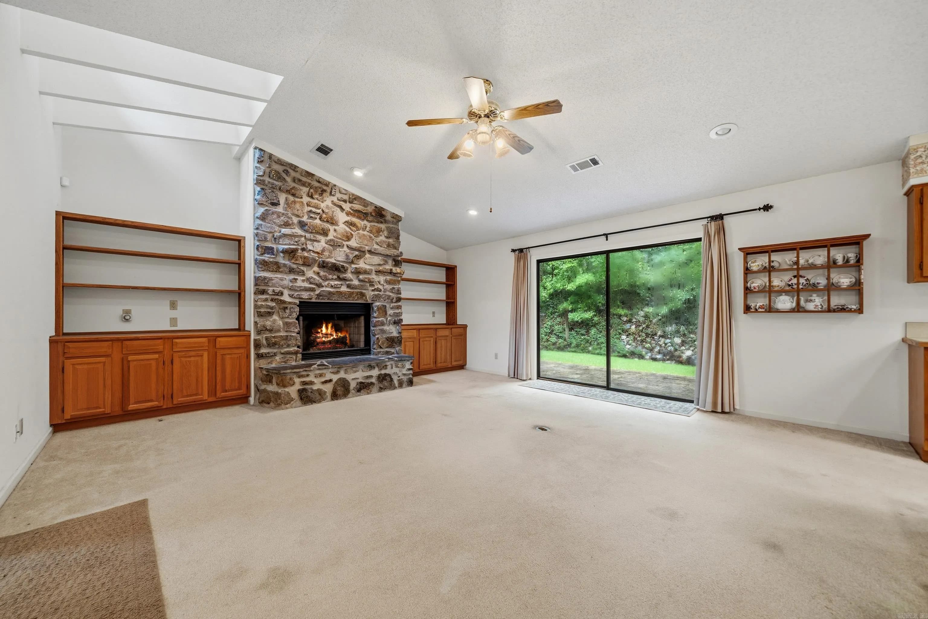 Property at 113  Waterview - Image 3