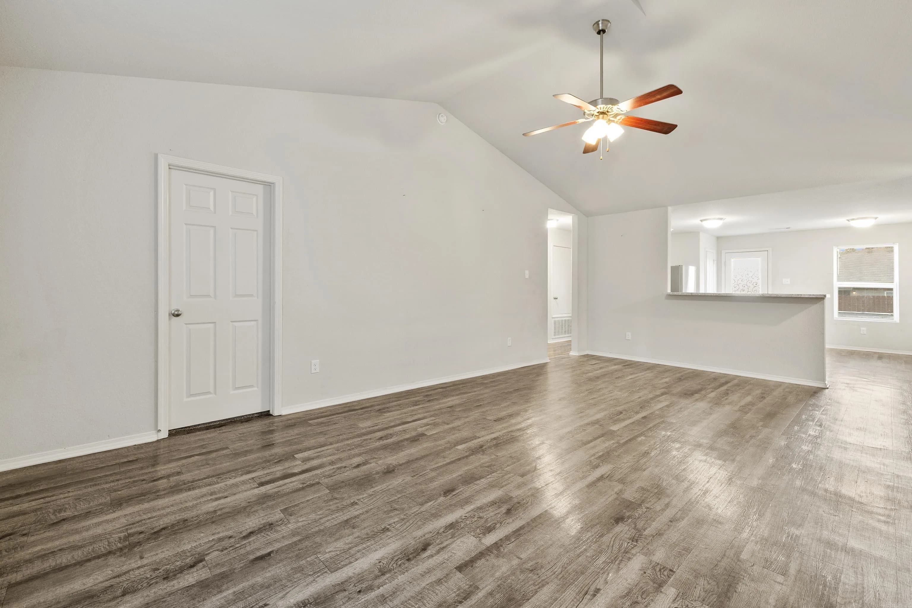 Property at 6096  Saddle hill - Image 8
