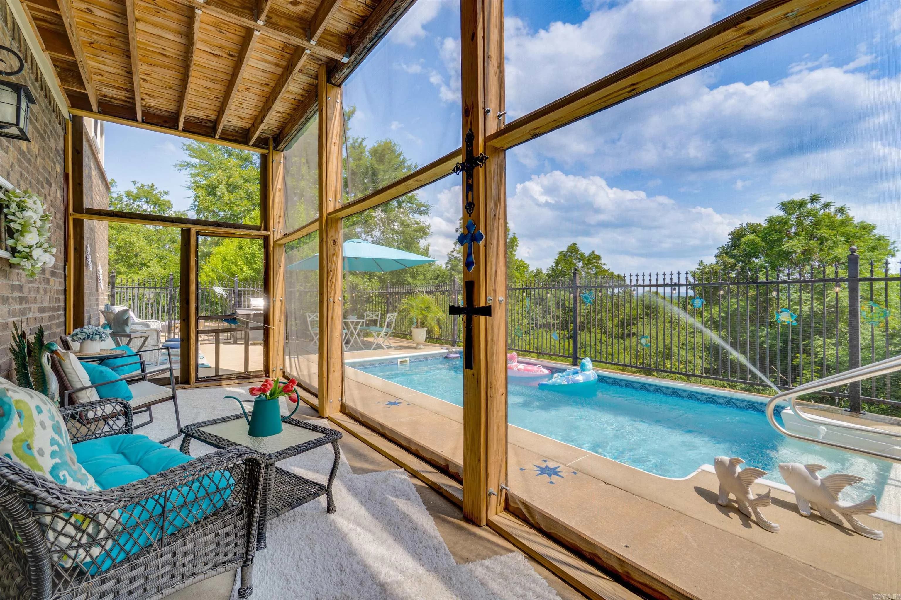 Property at 125  Vilanco - Image 16
