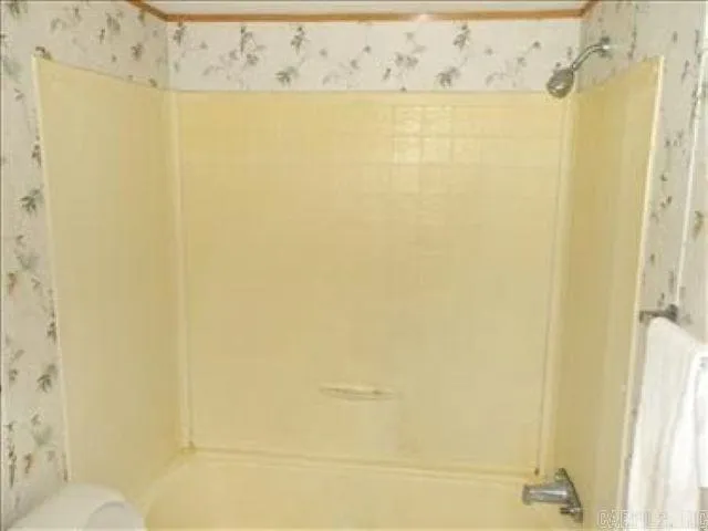 Property at 4216 E 38th - Image 5