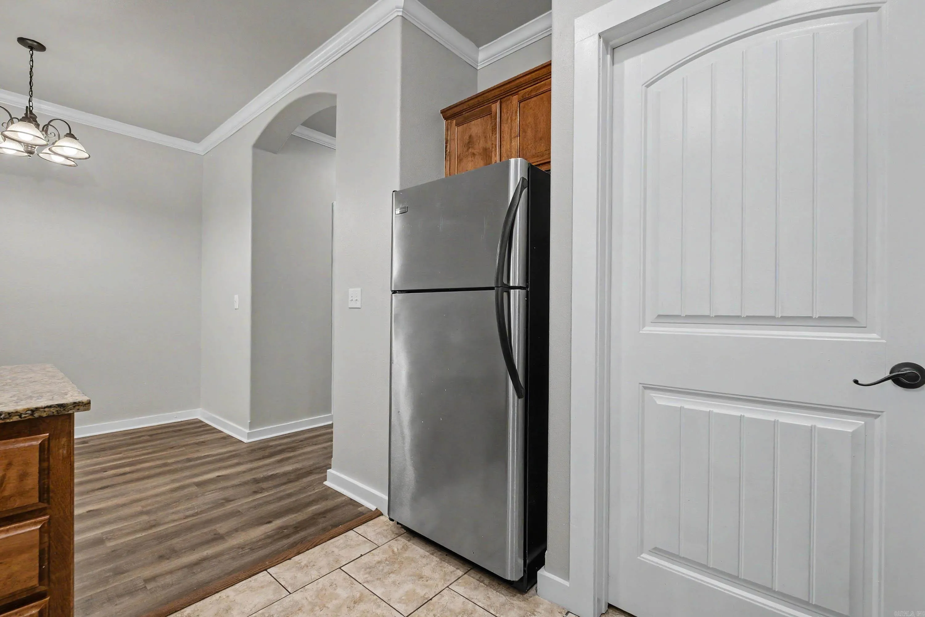 Property at 101  Venezia - Image 12