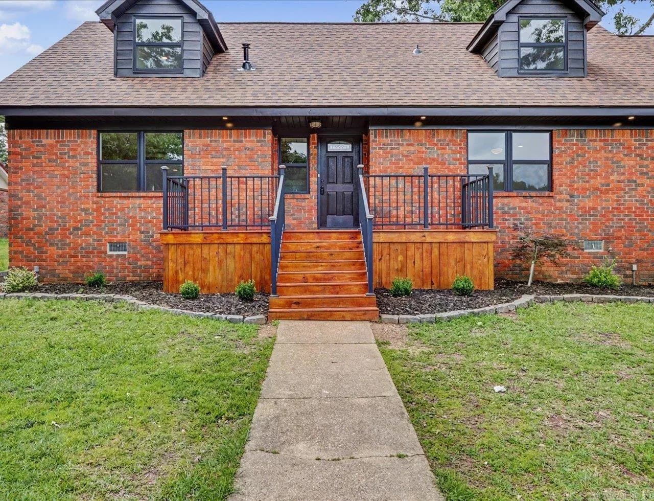 Property at 1703  Park - Image 3