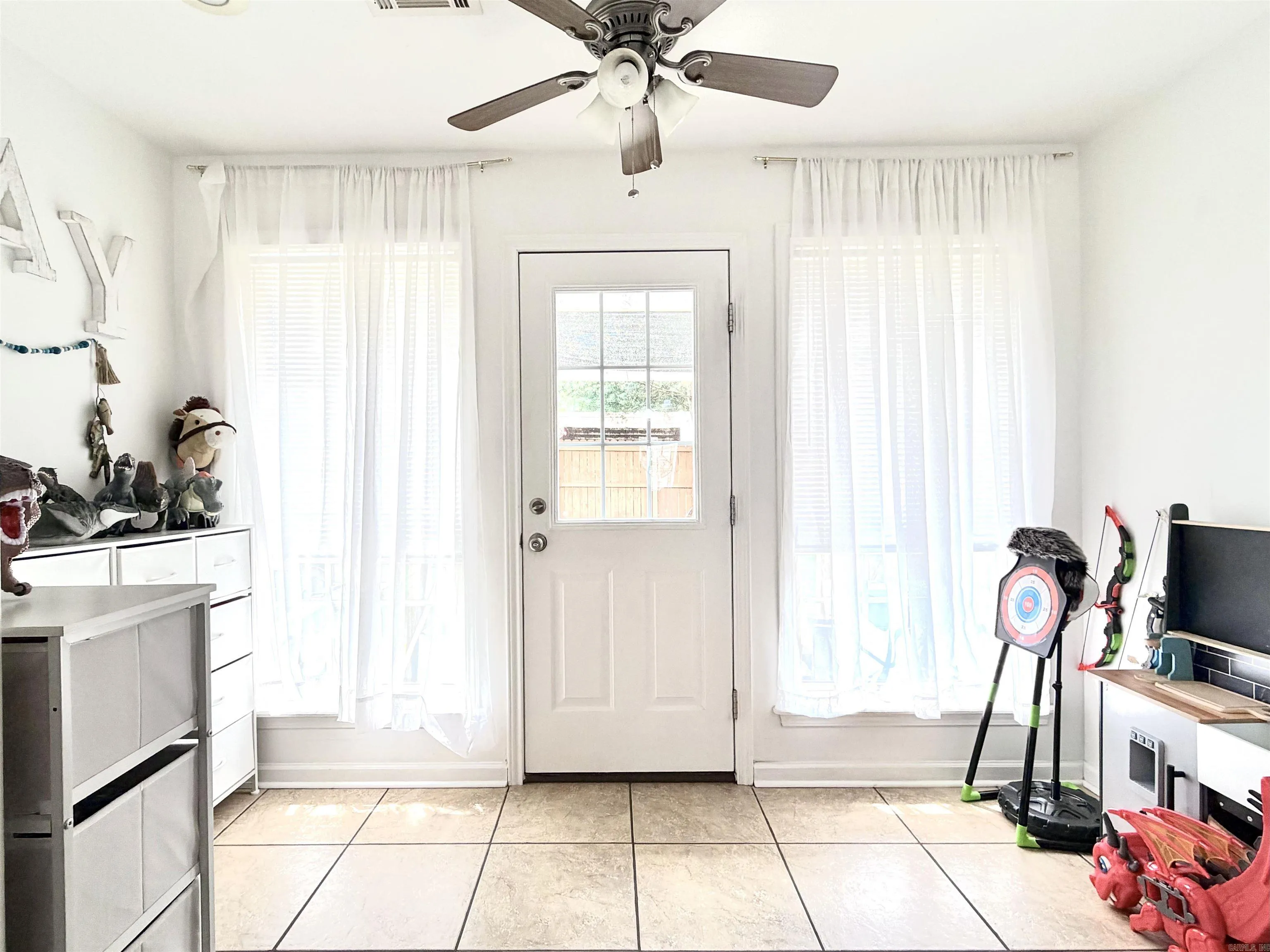 Property at 63  Rebecca lane - Image 27