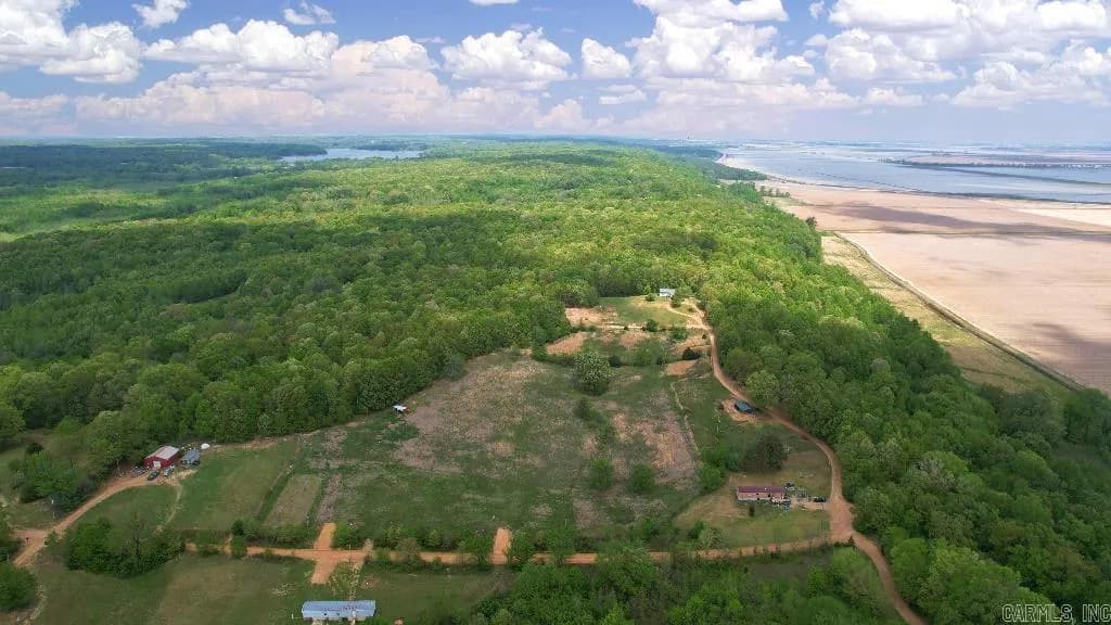 Property at 21000  Distress creek - Image 1