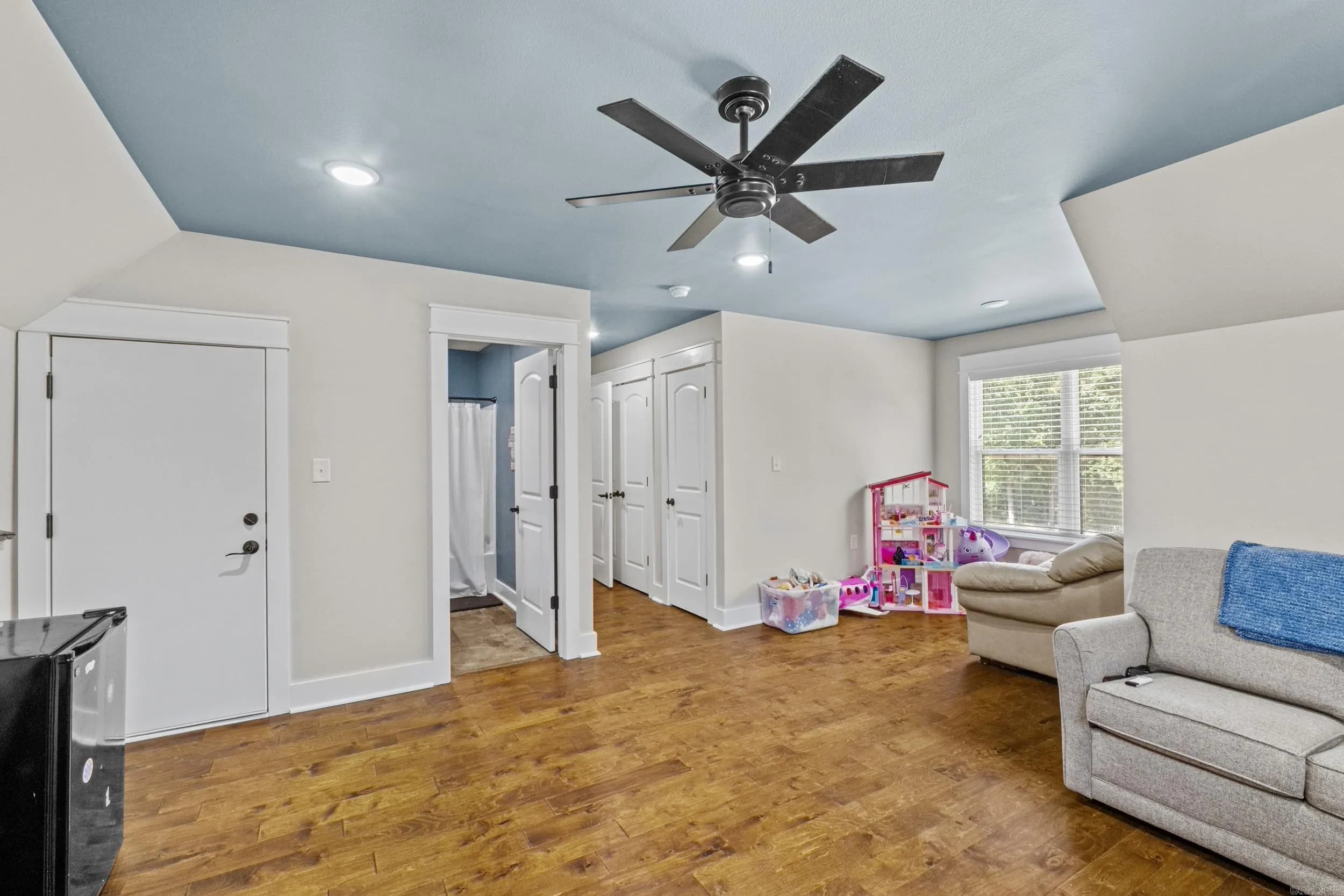 Property at 293  Johnston  rd - Image 39