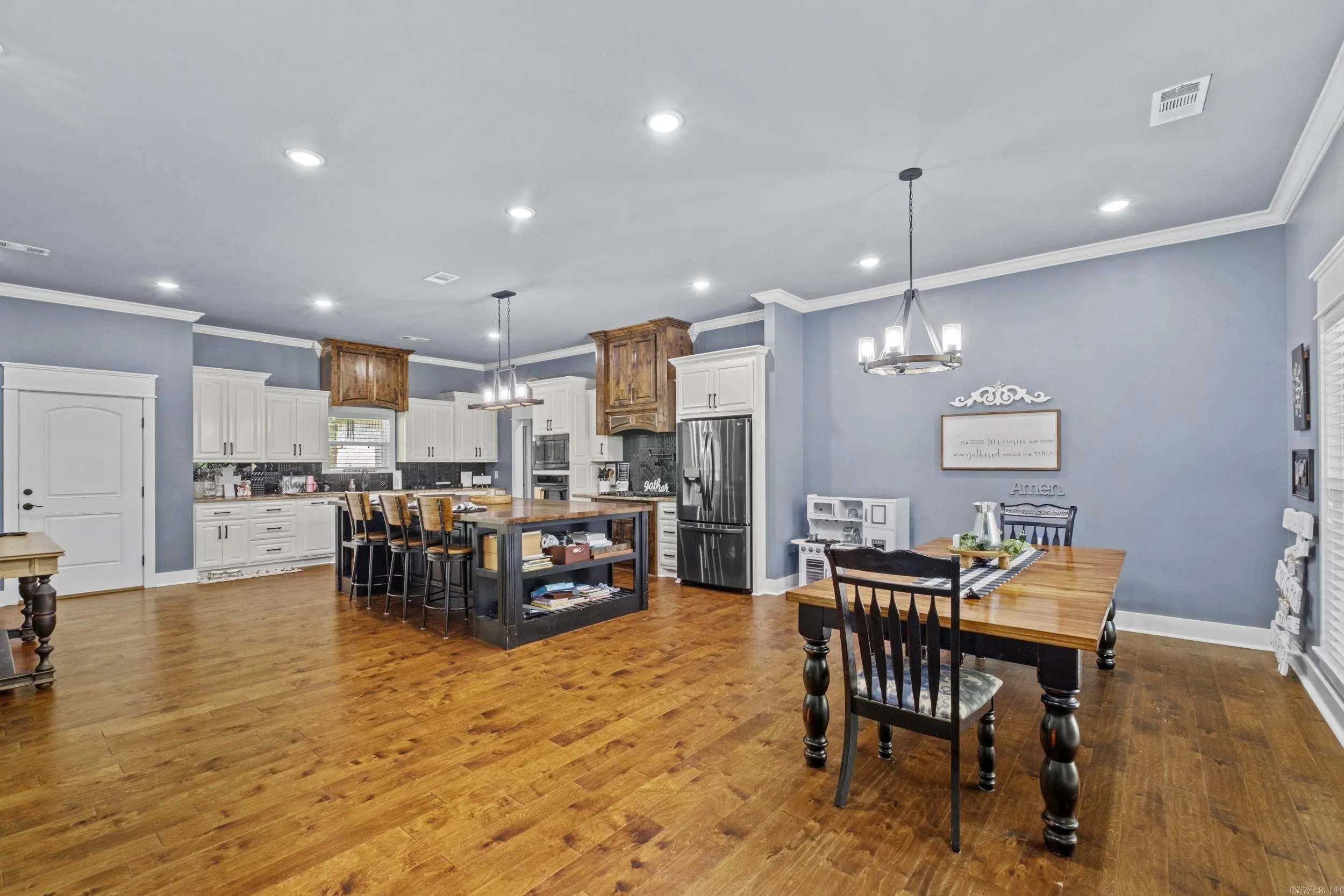 Property at 293  Johnston  rd - Image 13