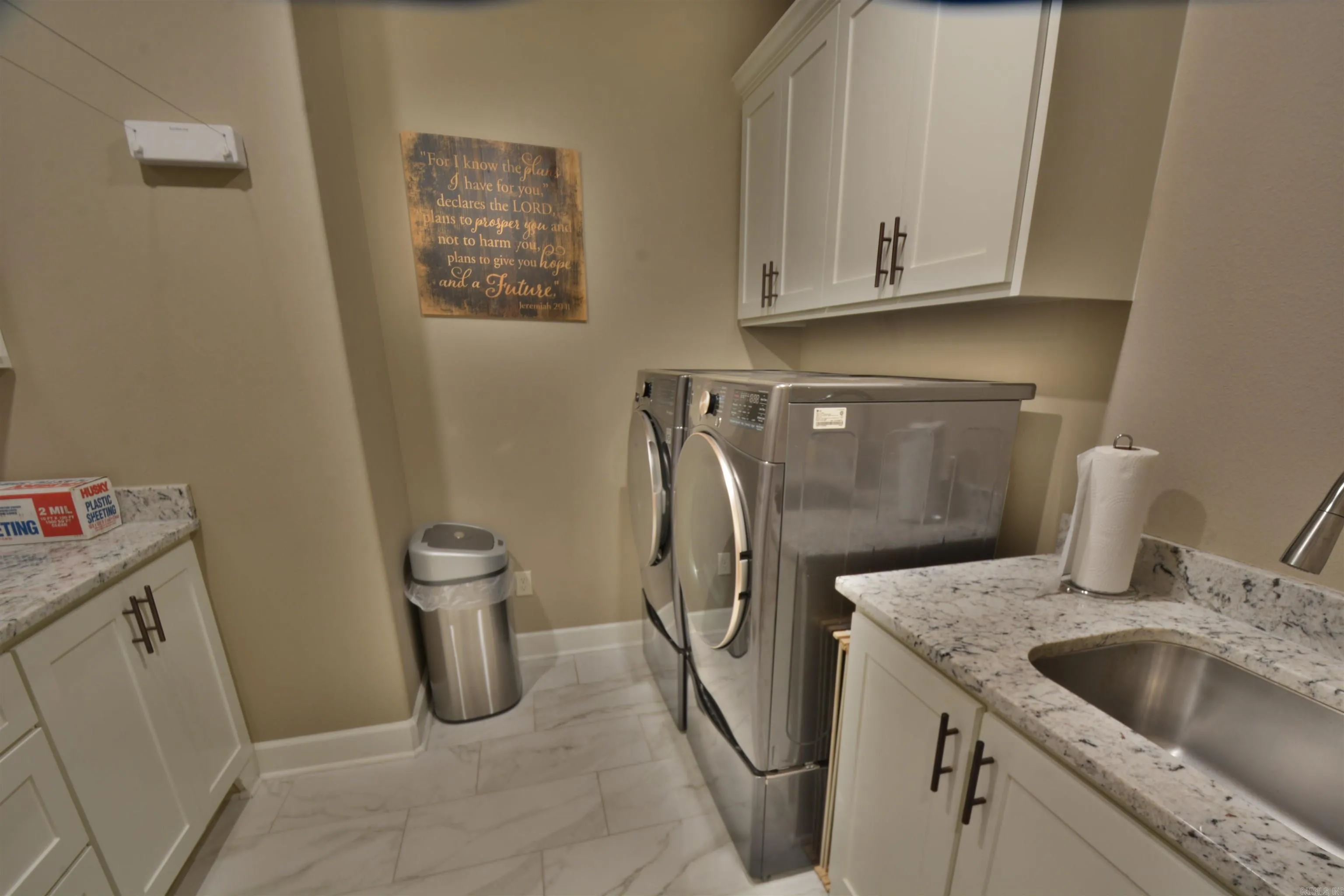 Property at 228  Mcdonald - Image 33