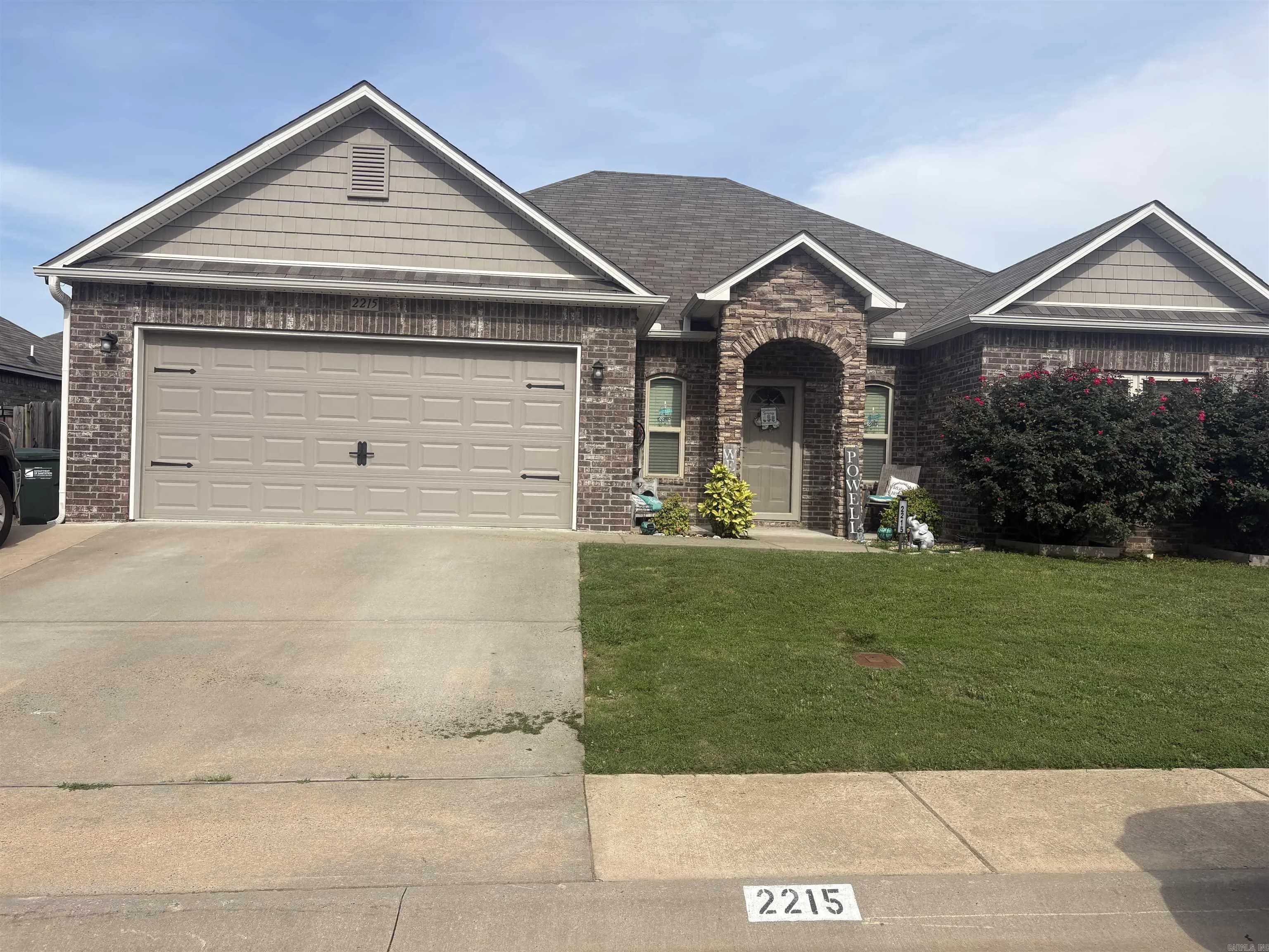 Property at 2215  Mary alice - Image 1