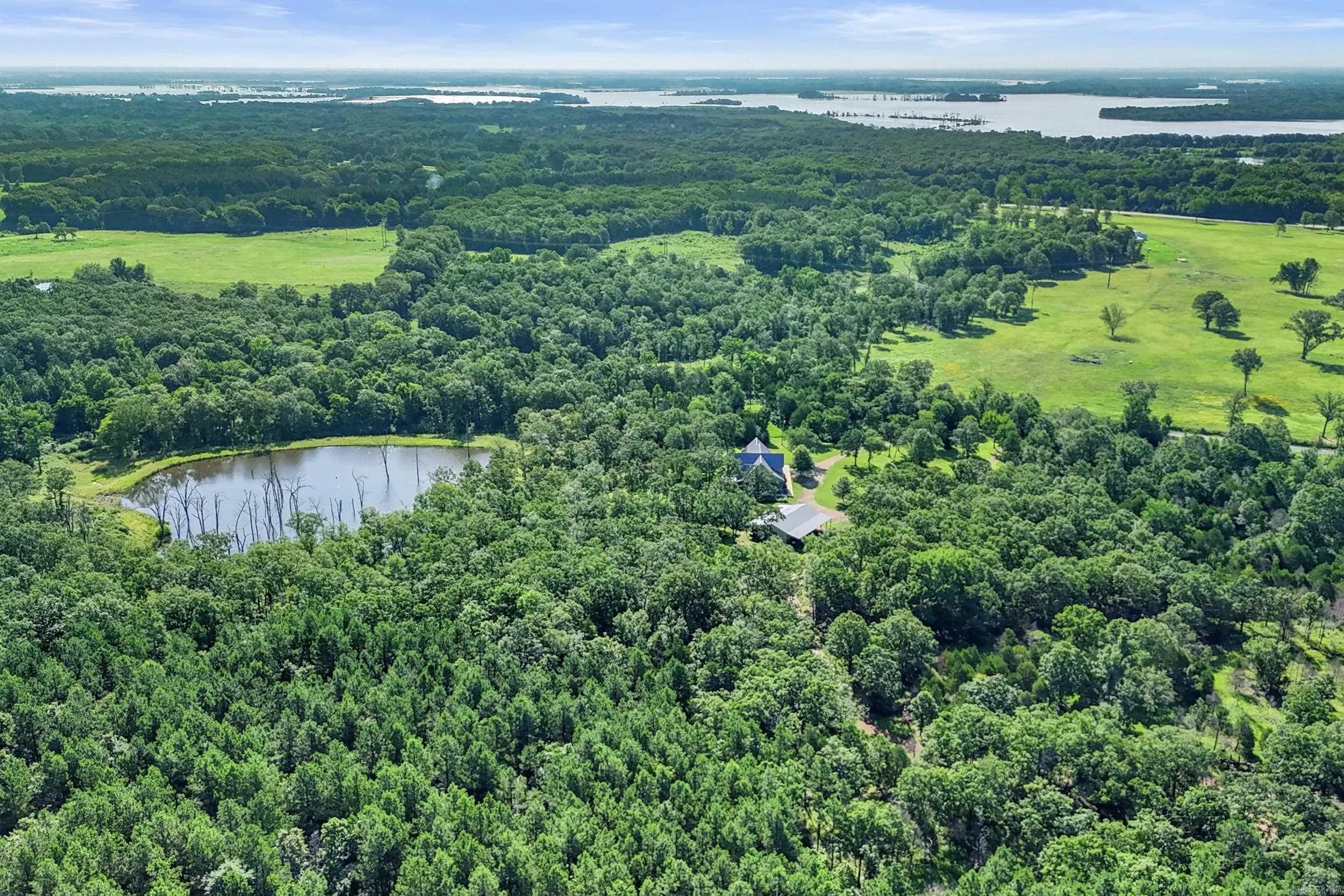 Property at 203  Fox meadow - Image 49