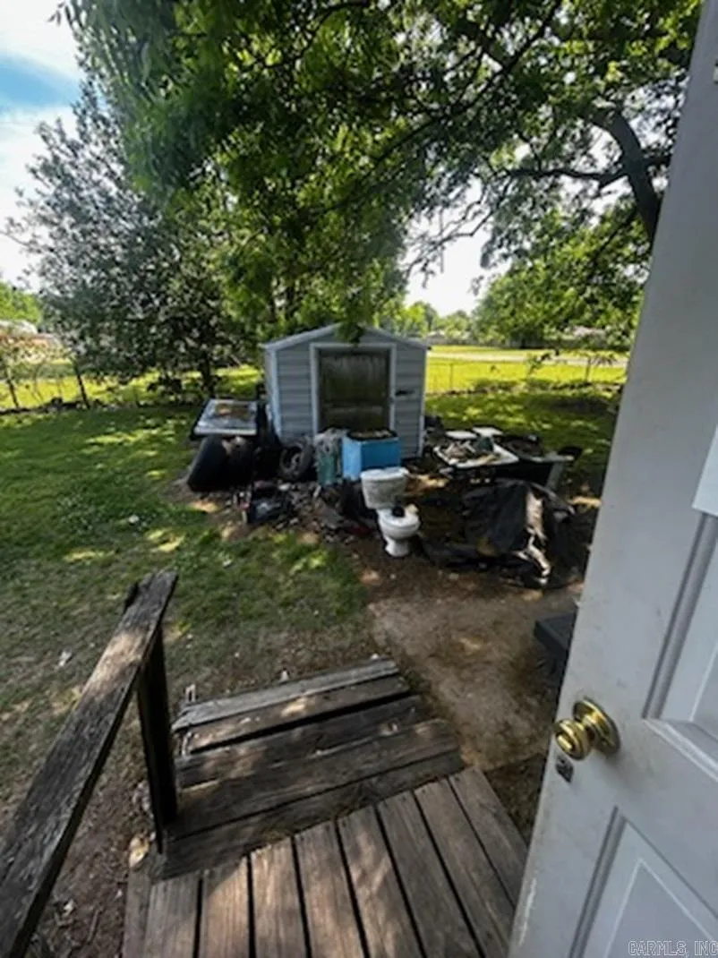 Property at 123  Dorris - Image 7