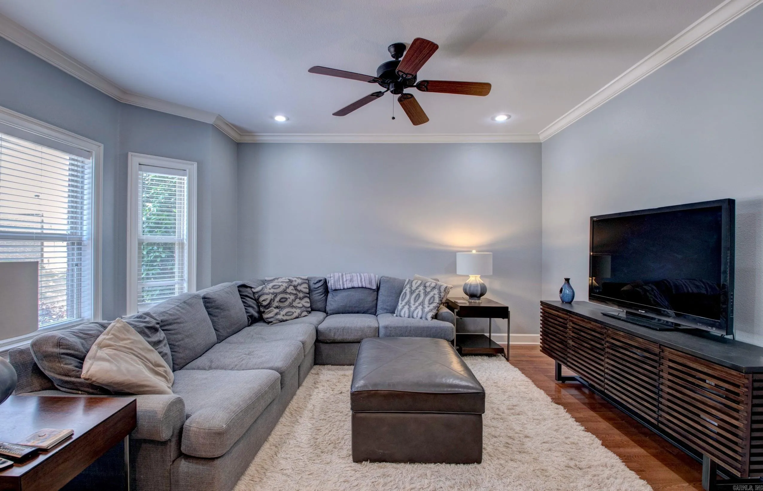 Property at 112  Navajo trail - Image 7