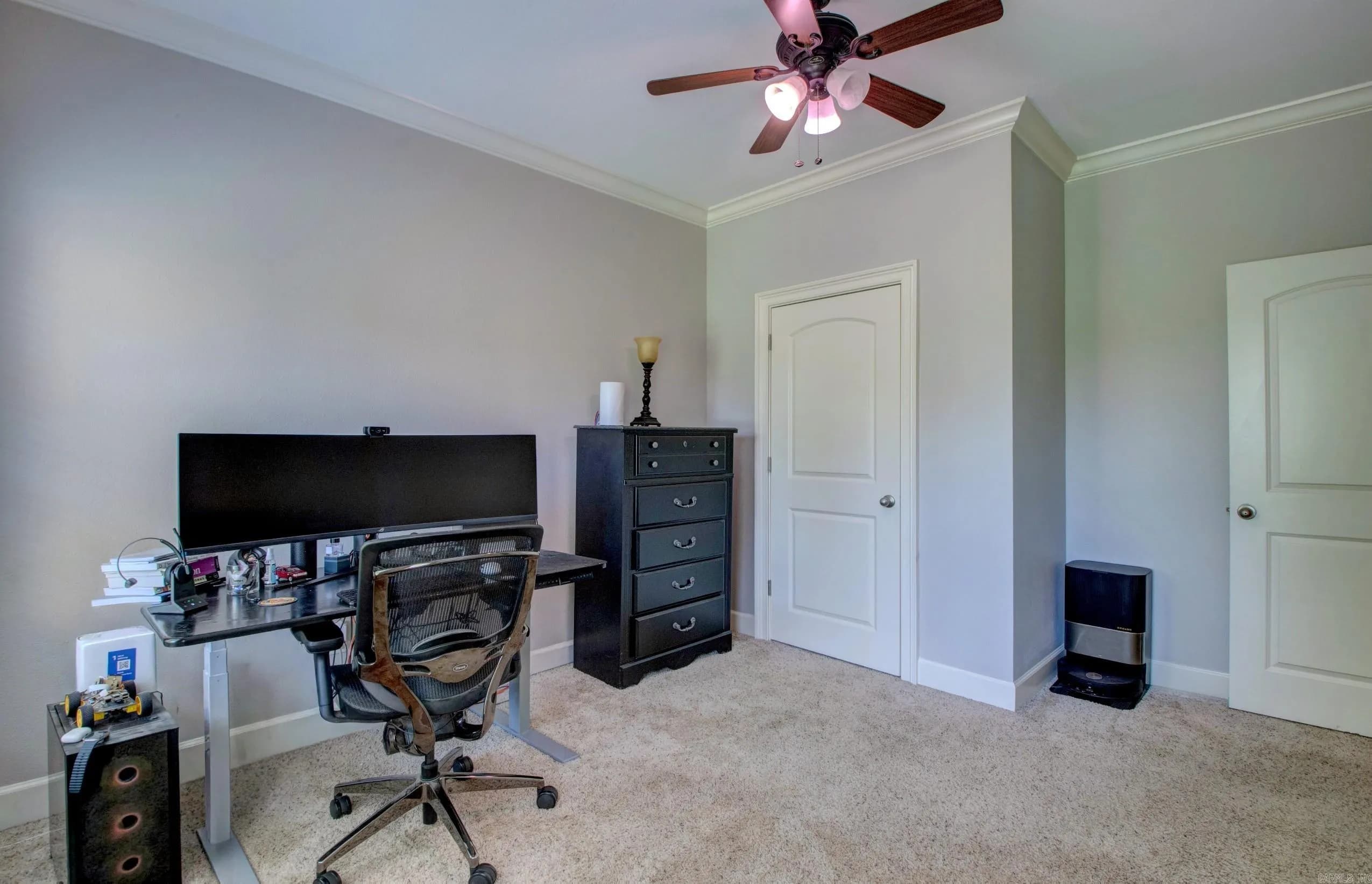 Property at 112  Navajo trail - Image 33