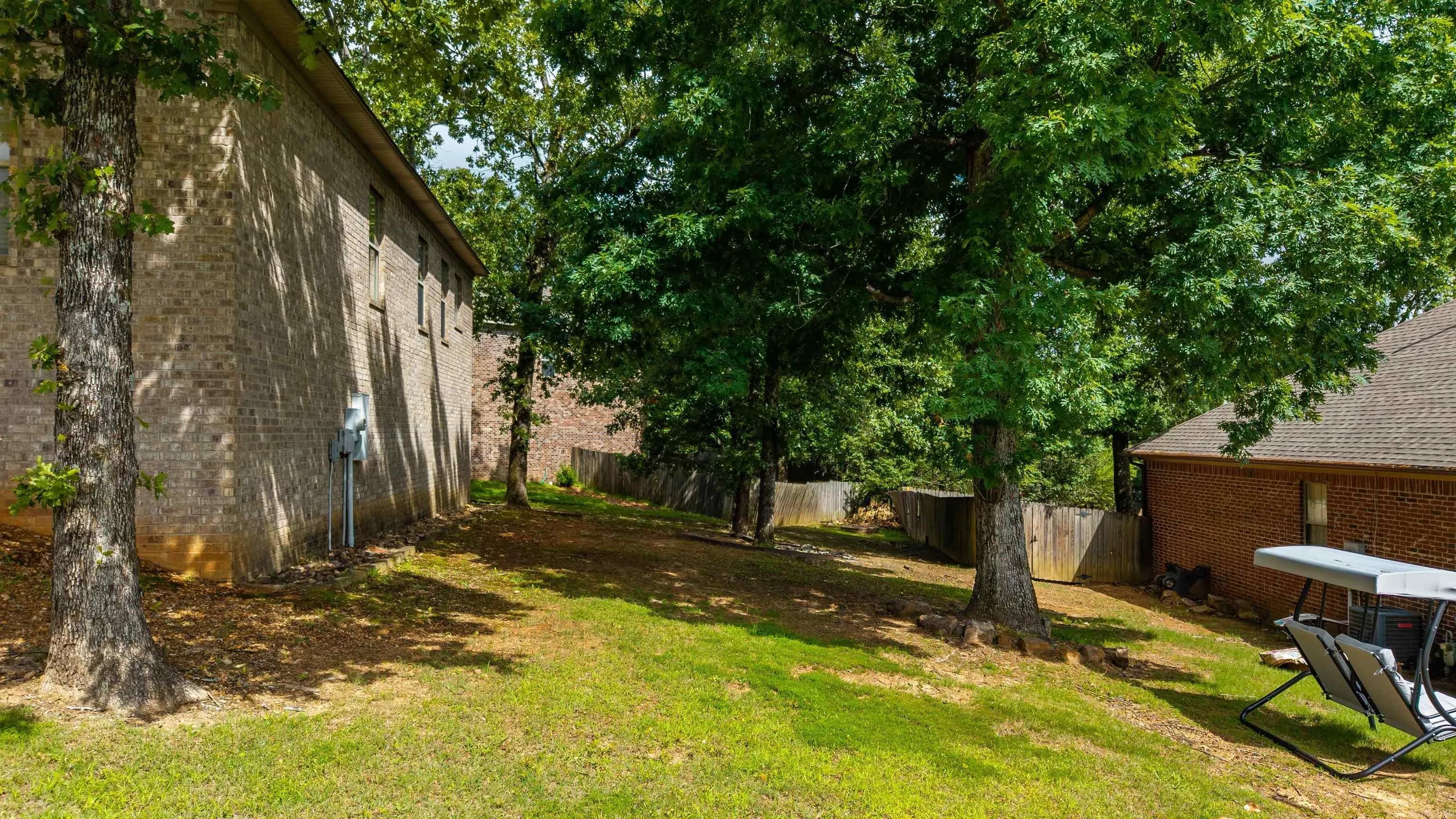 Property at 116  Pleasantwood - Image 48