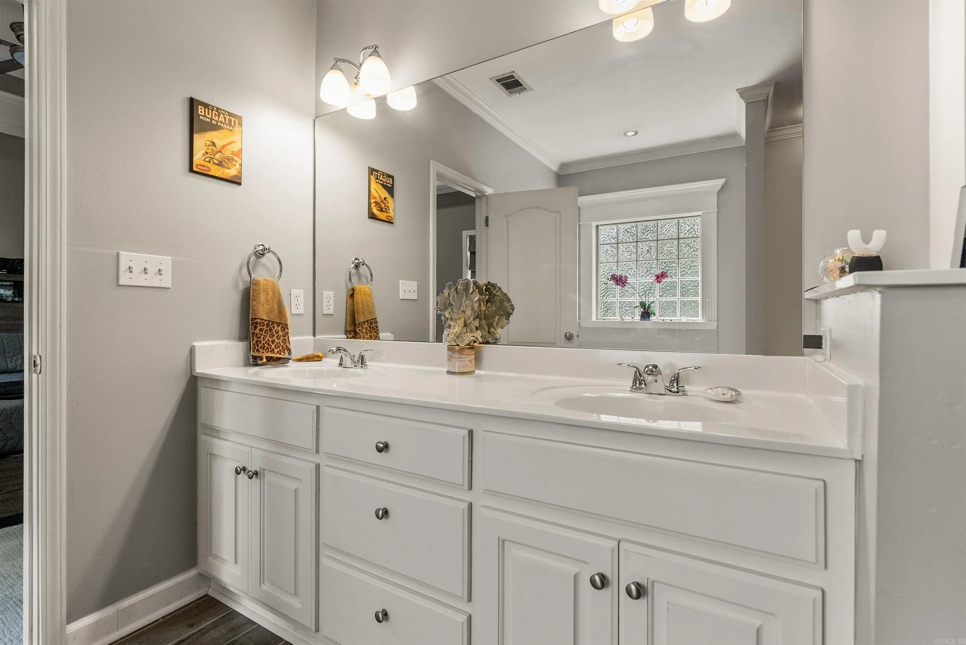 Property at 116  Pleasantwood - Image 31