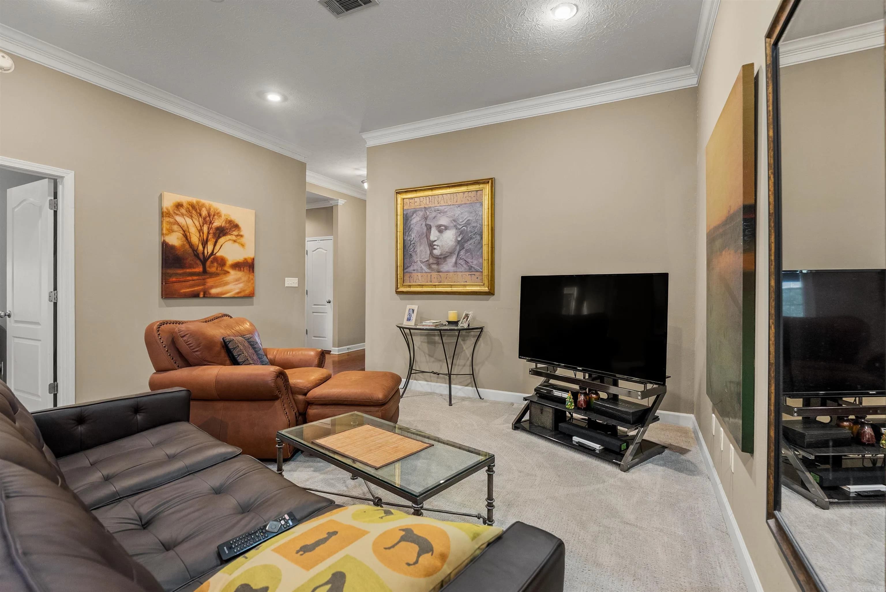 Property at 116  Pleasantwood - Image 8