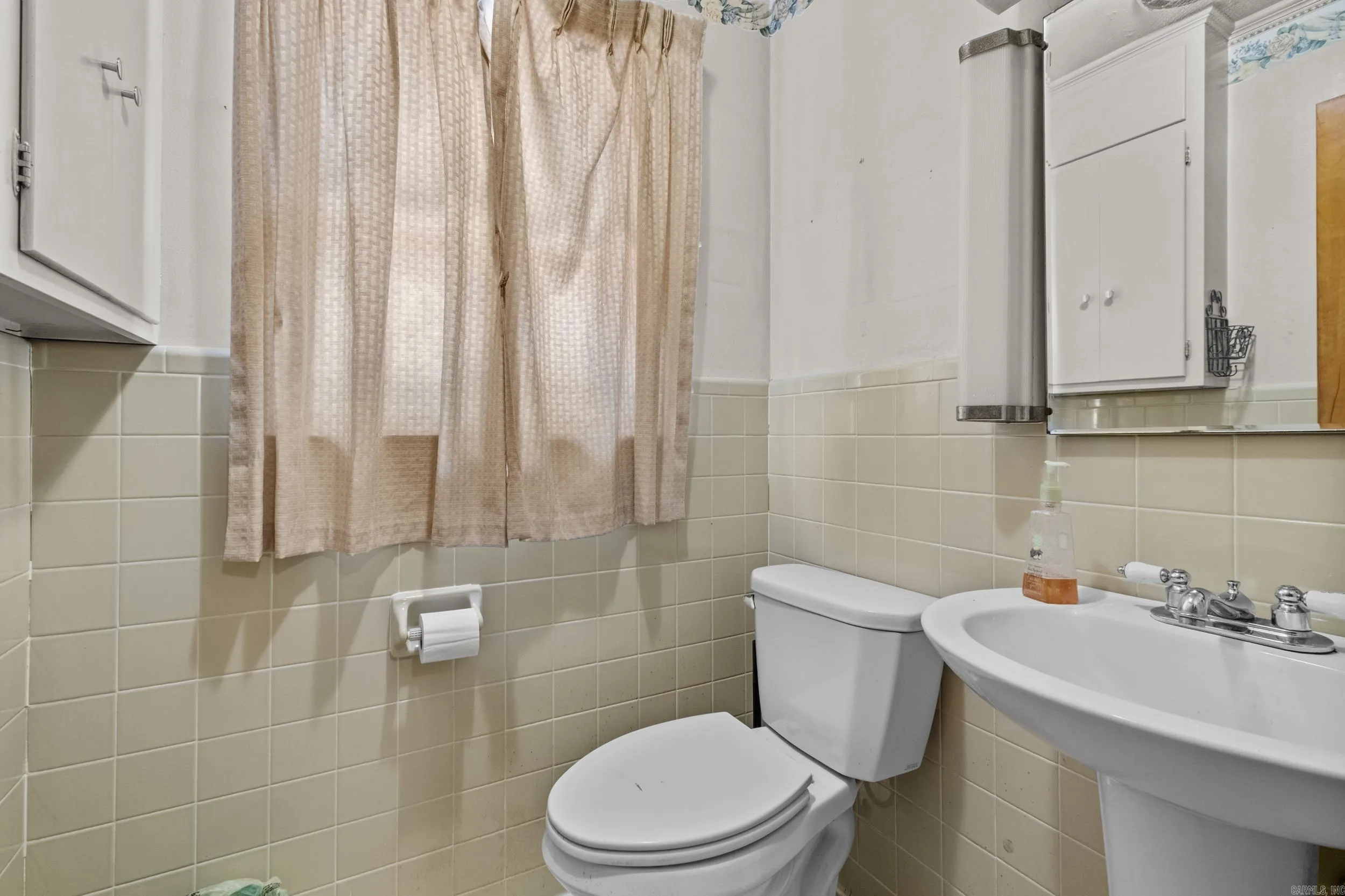 Property at 216  East line rd - Image 29
