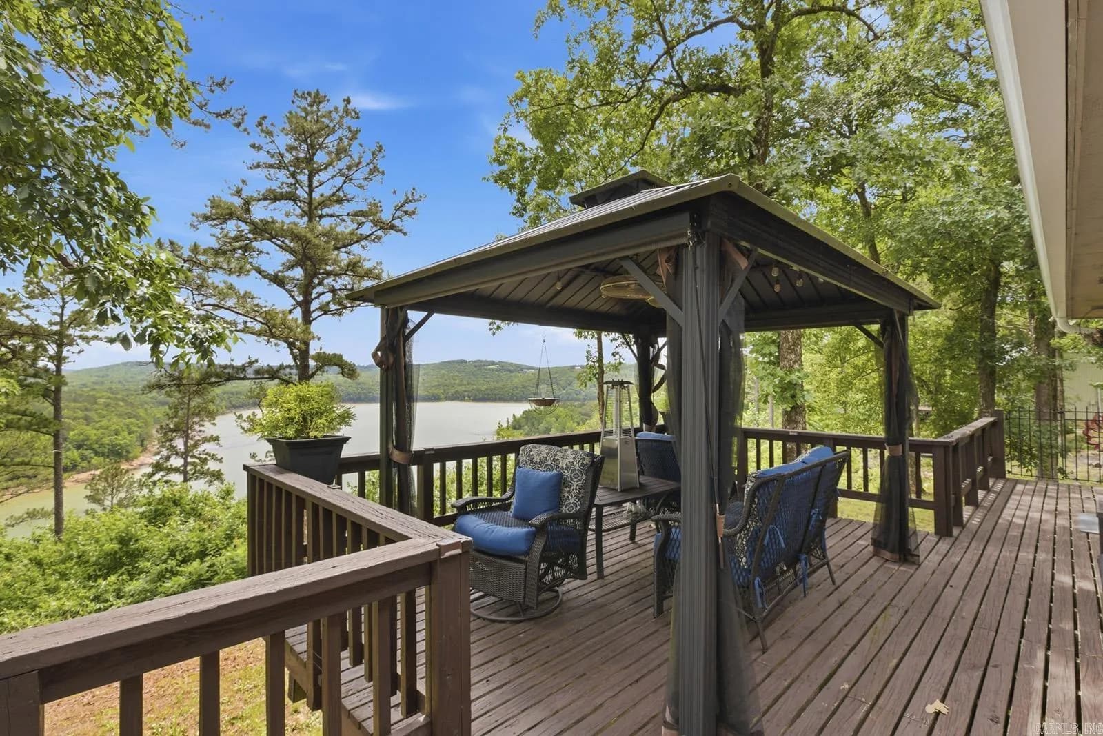 Property at 4406  Burnt ridge - Image 15