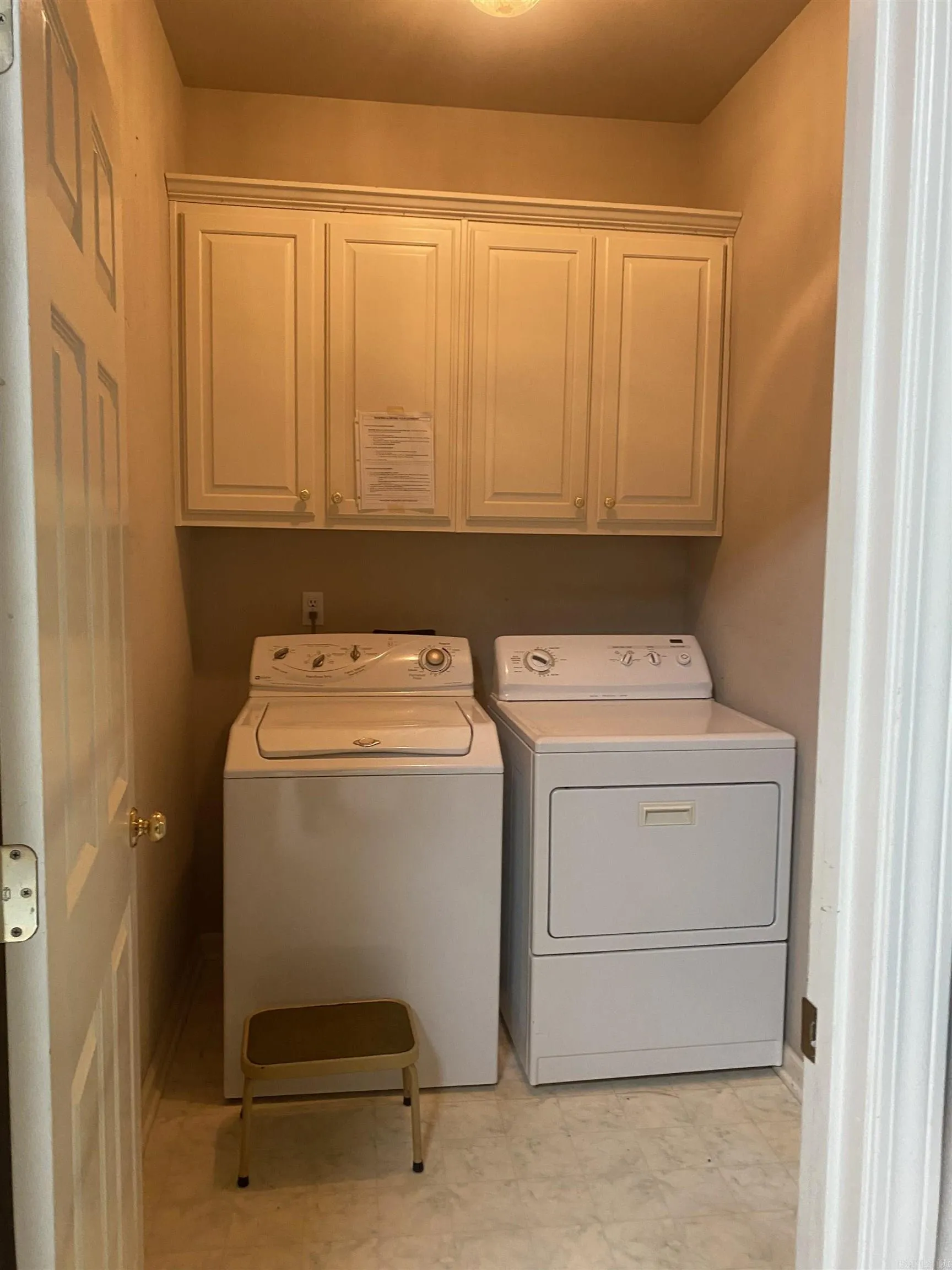 Property at 3328  Meadow creek - Image 24