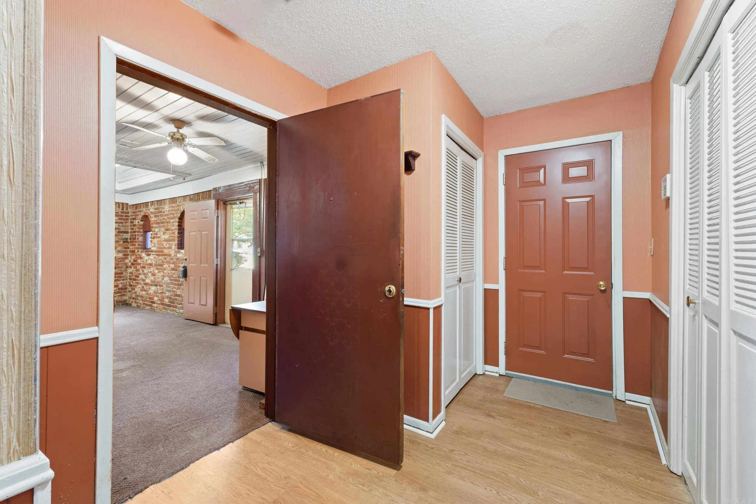 Property at 14  Hunters - Image 4