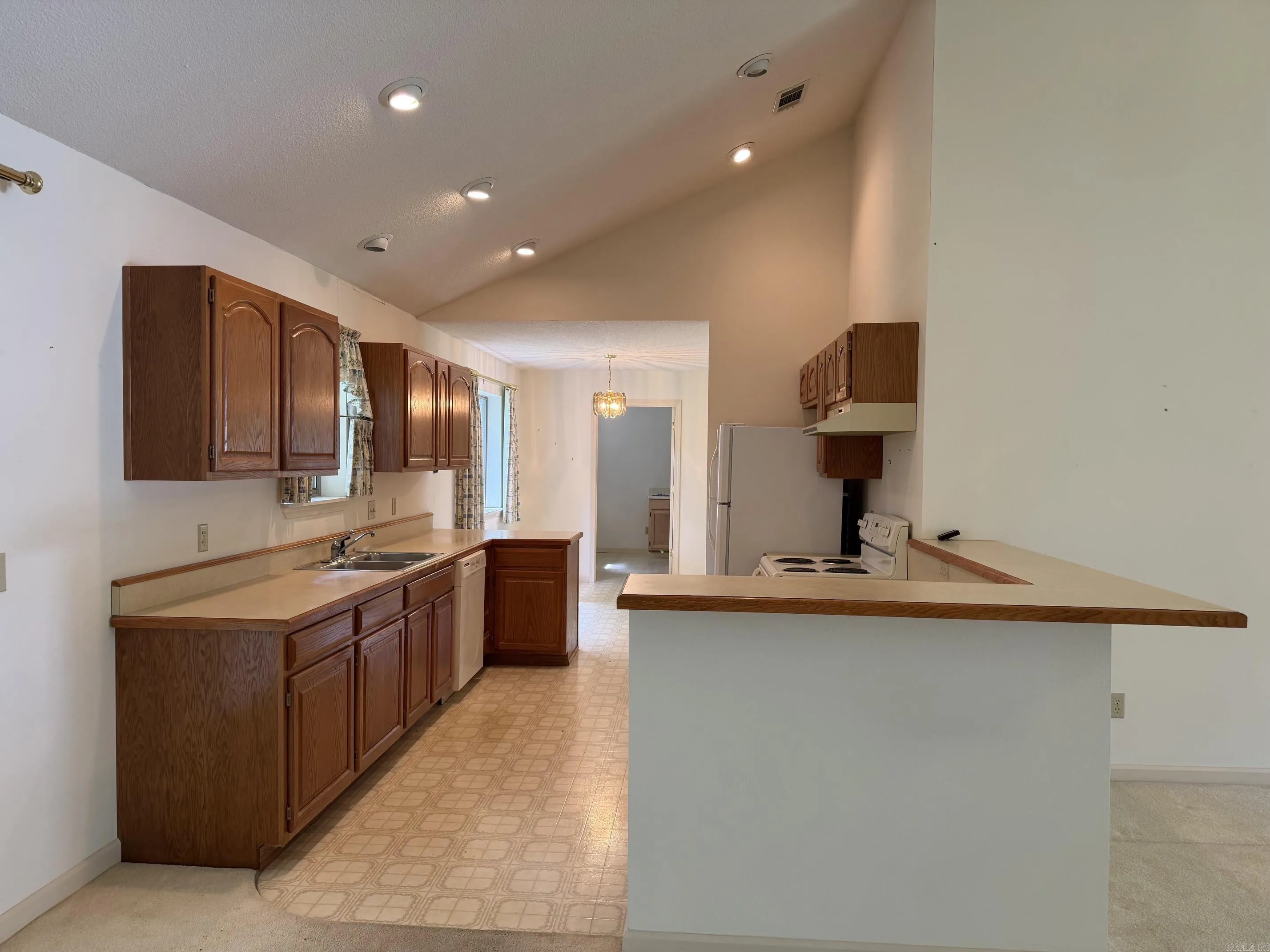 Property at 917  Dogwood ln - Image 21