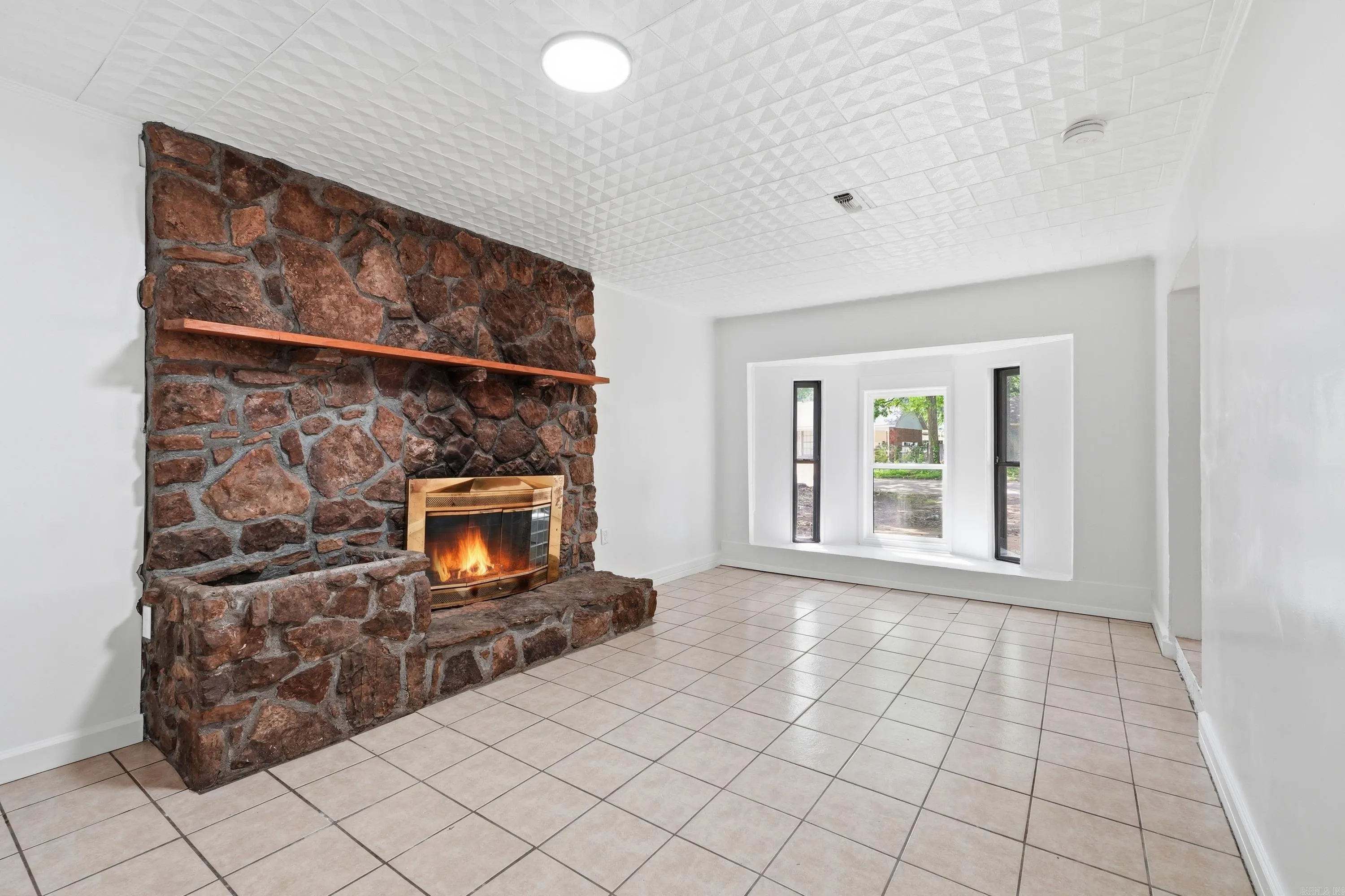 Property at 110  Kitterman - Image 12