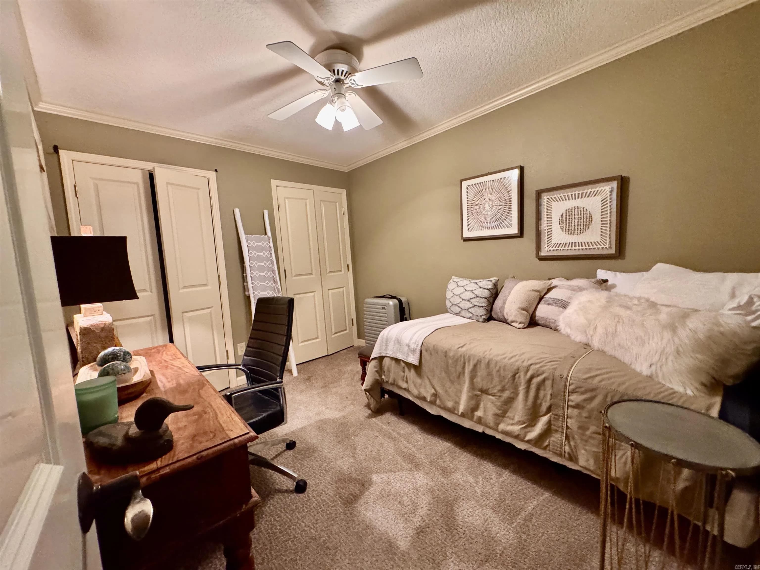 Property at 121  Kathy - Image 18