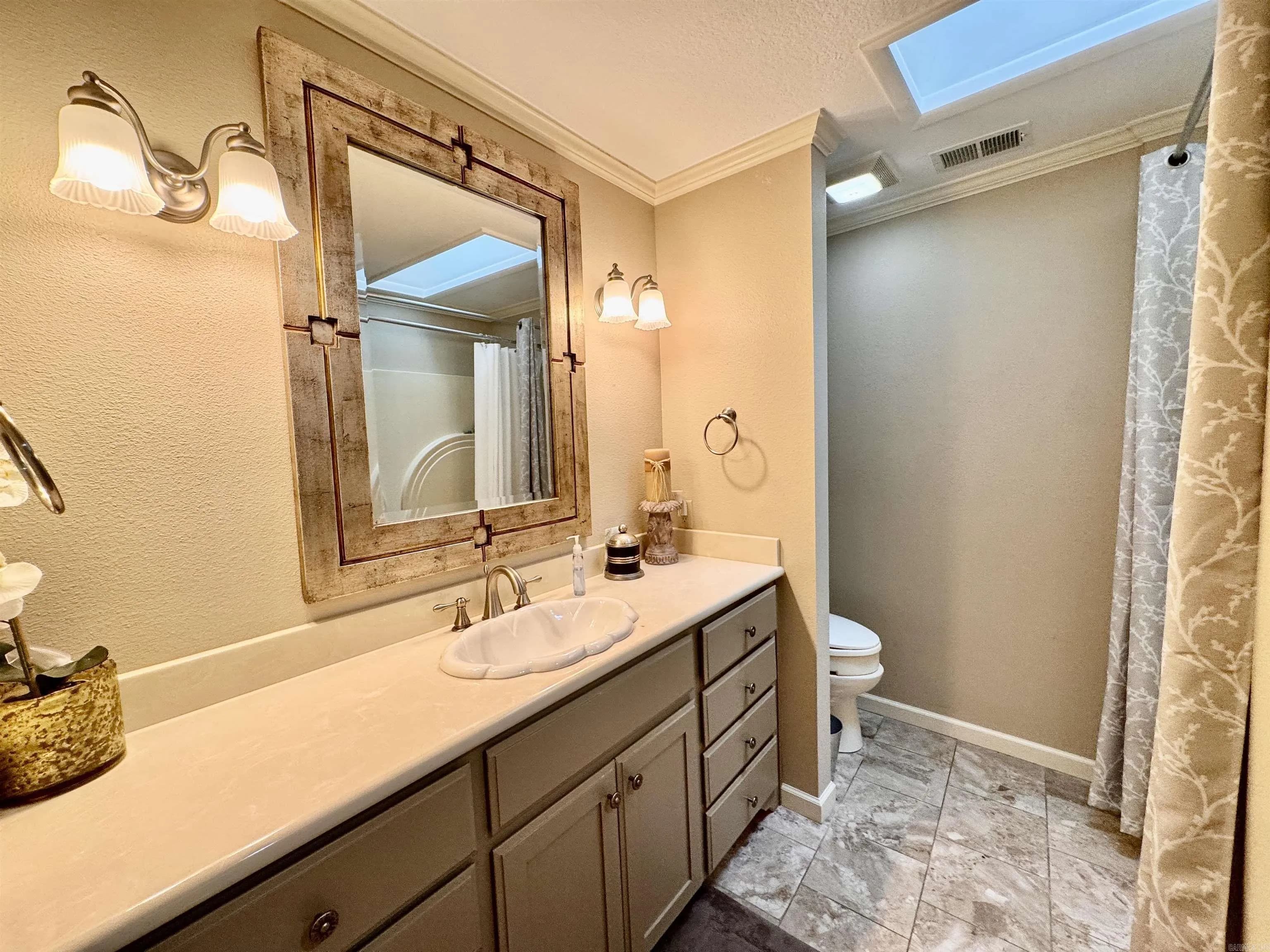 Property at 121  Kathy - Image 30