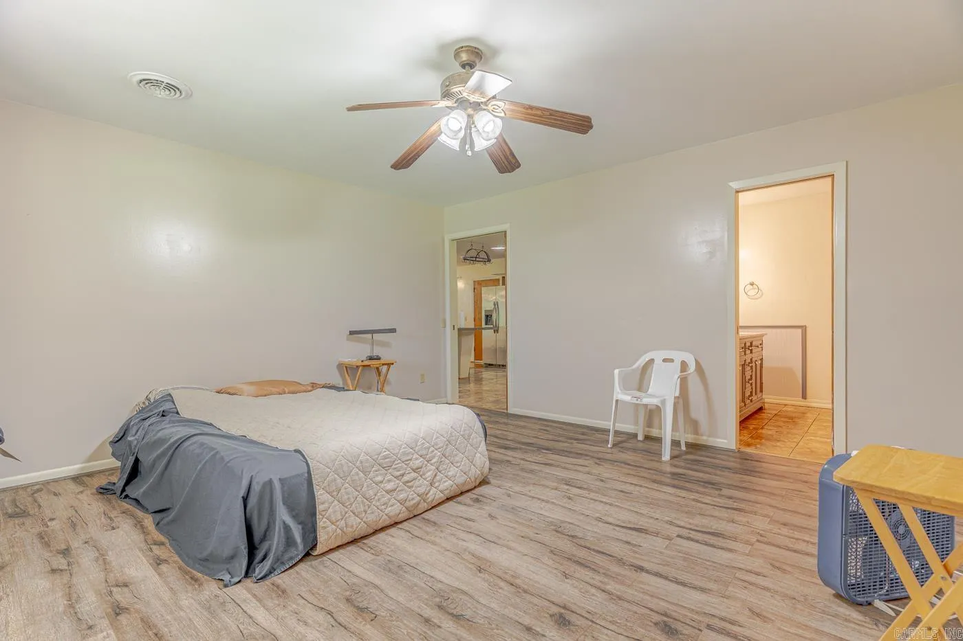Property at 506  Hell creek - Image 18