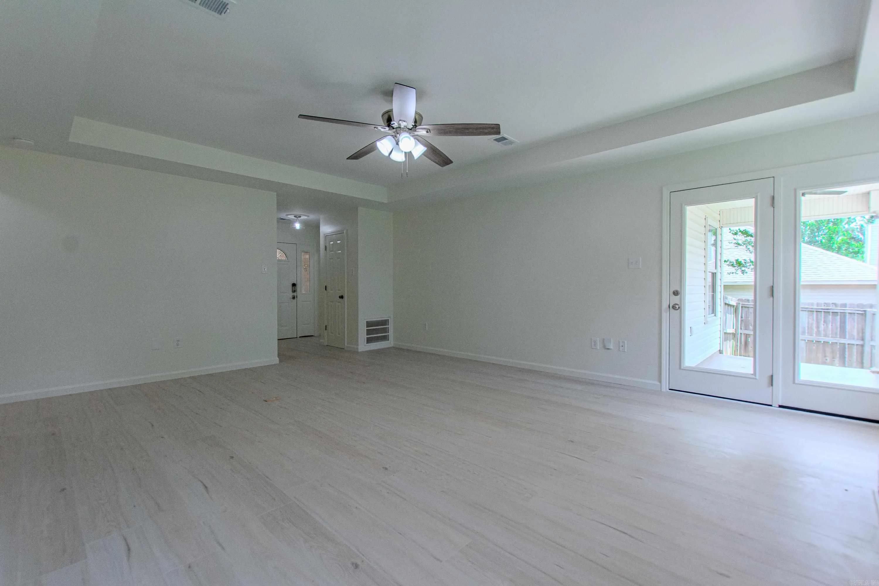 Property at 1110  Arbor - Image 10