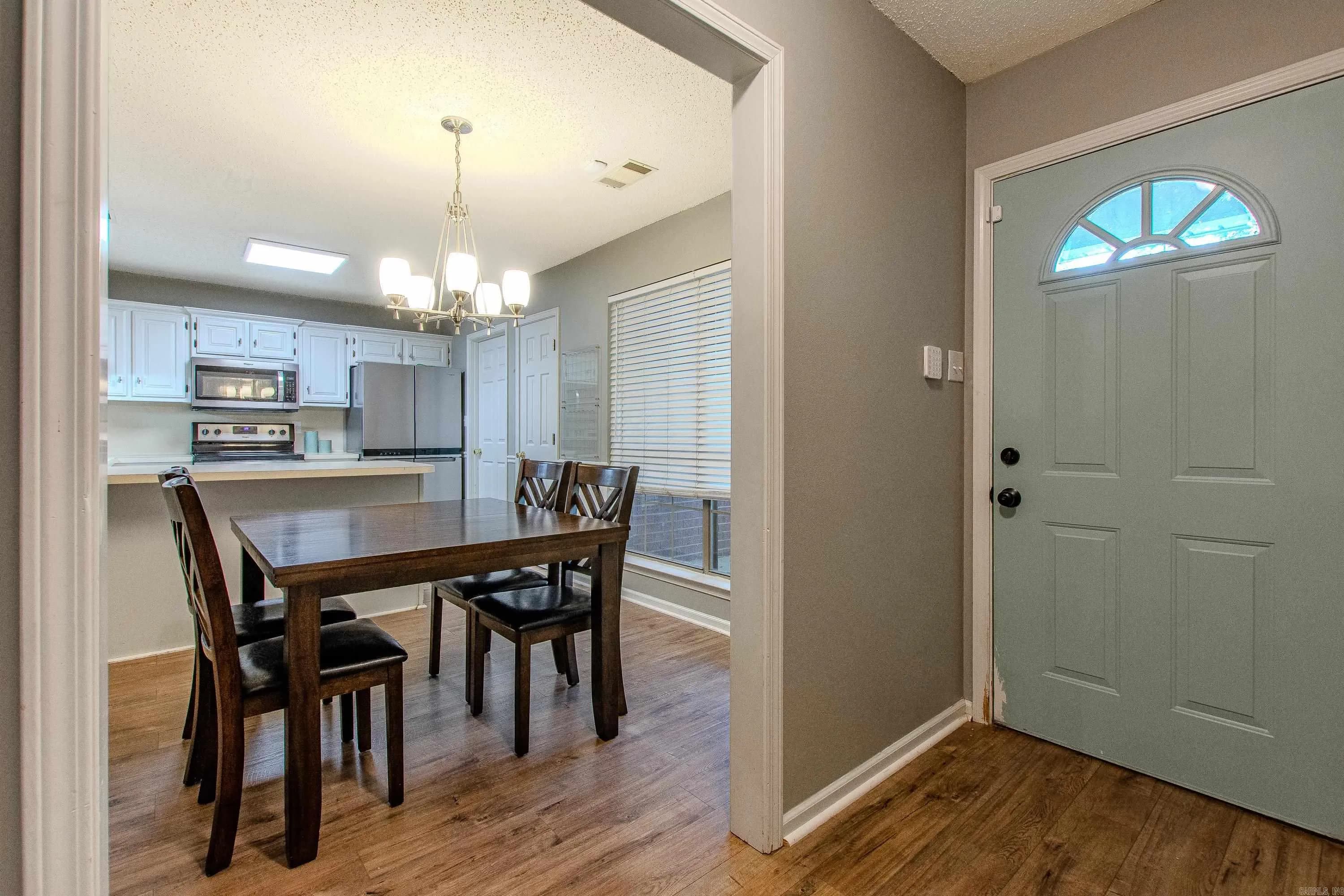 Property at 111  Shady oak - Image 7
