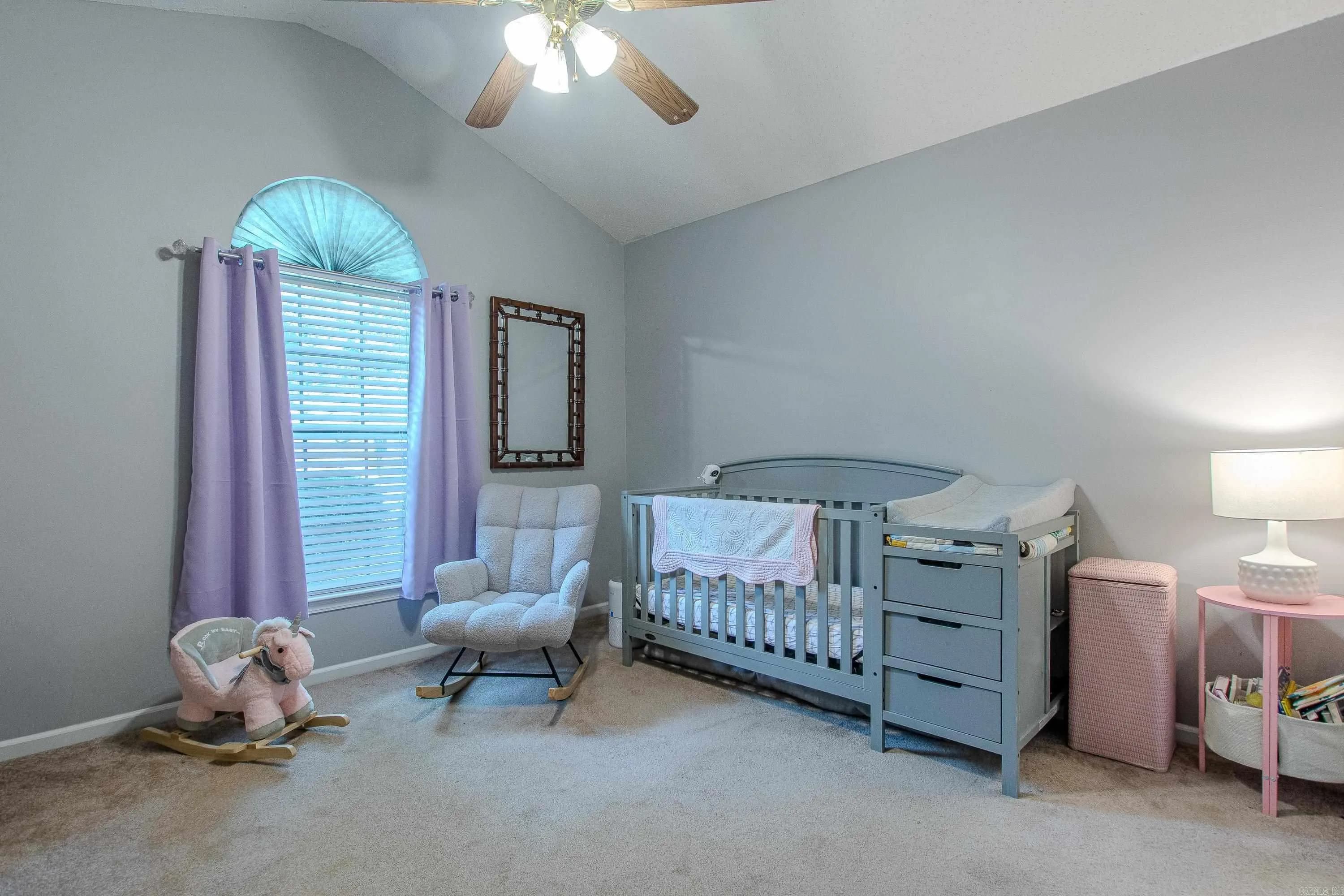 Property at 111  Shady oak - Image 18