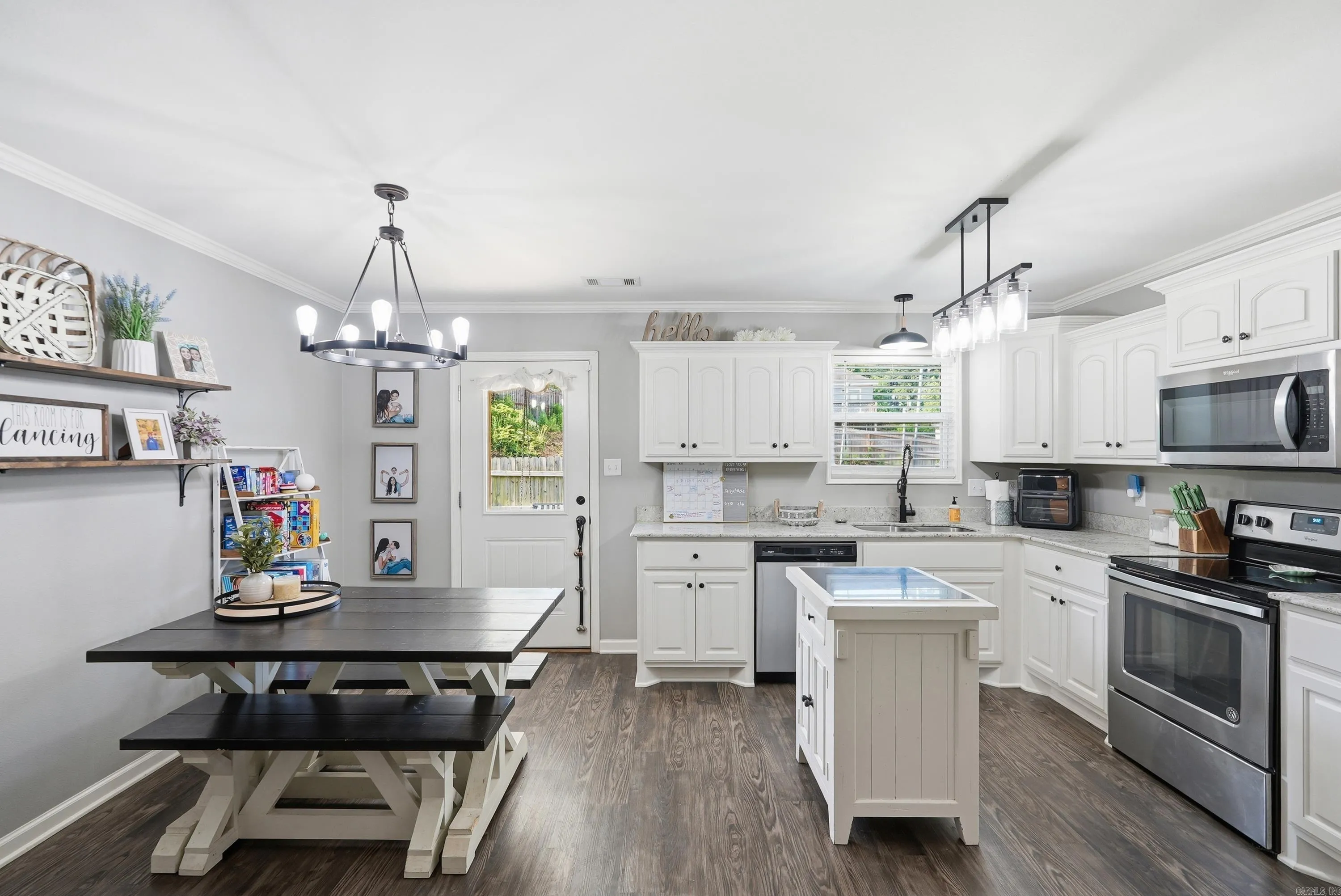 Property at 1135  J w - Image 10