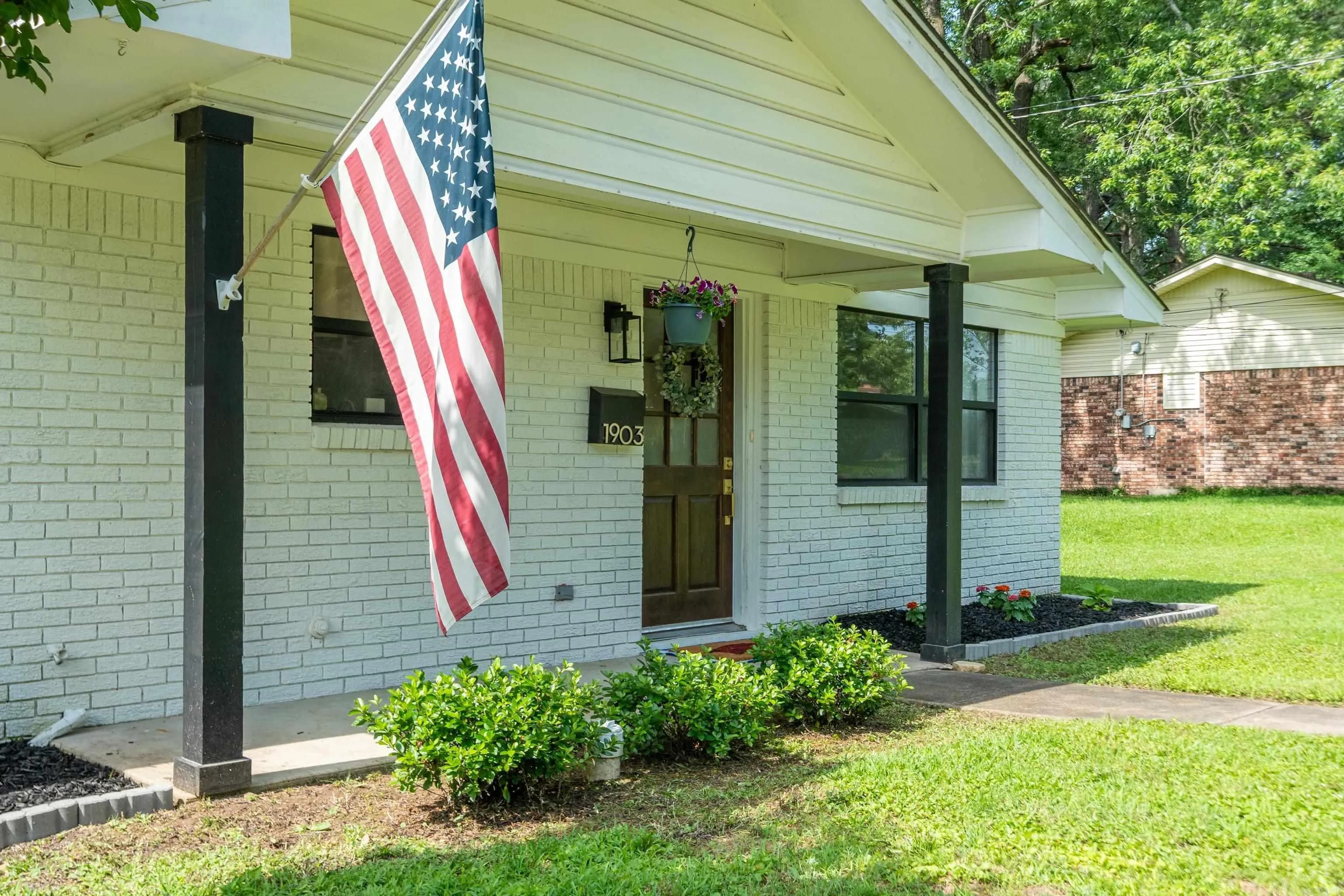 Property at 1903  Sylvia - Image 3