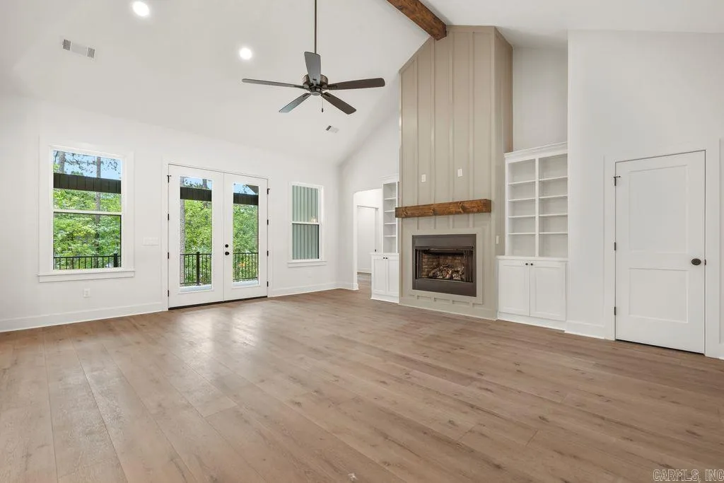 Property at 323  Maderas drive - Image 5