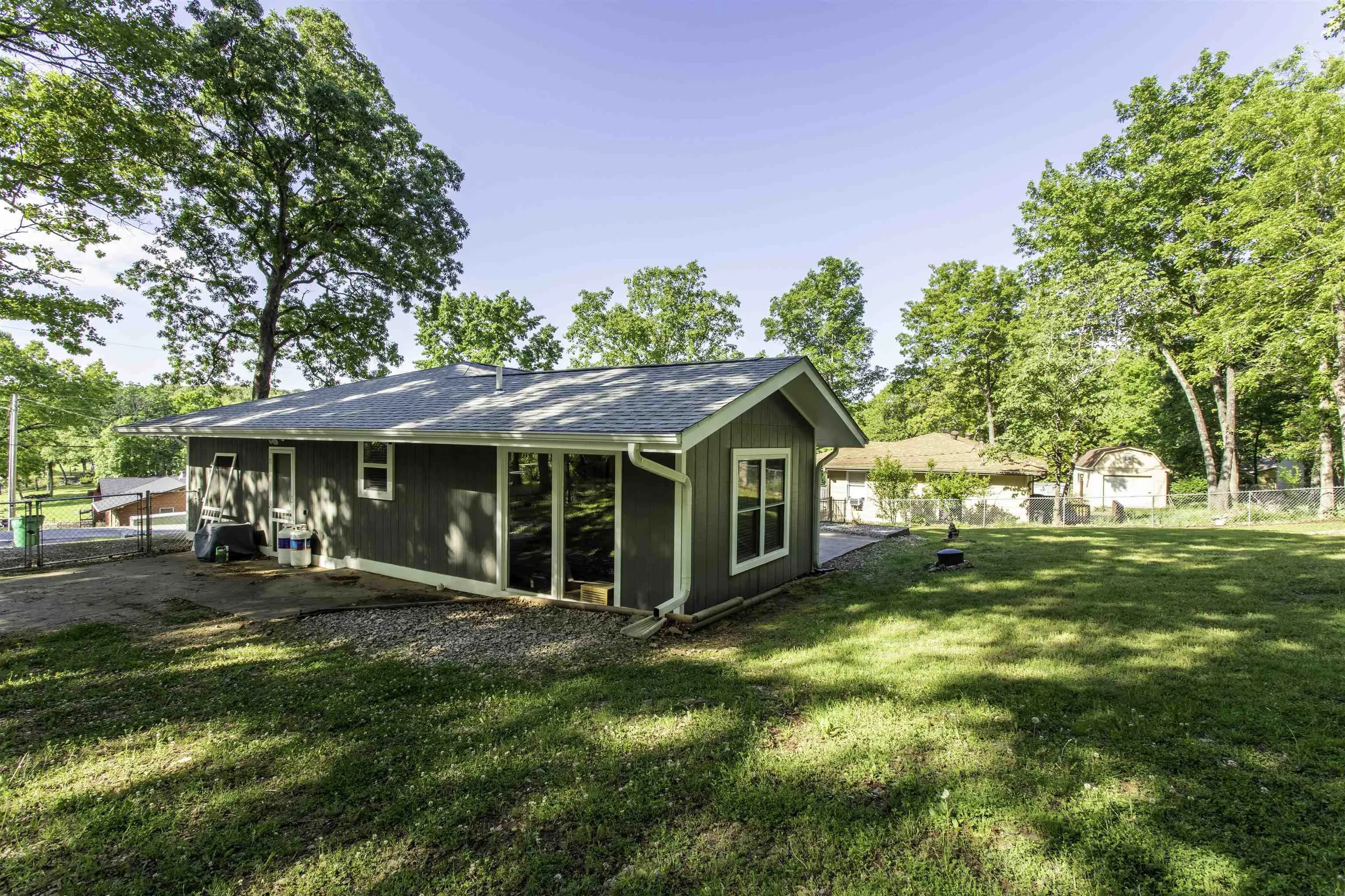 Property at 51  Winnebago - Image 40