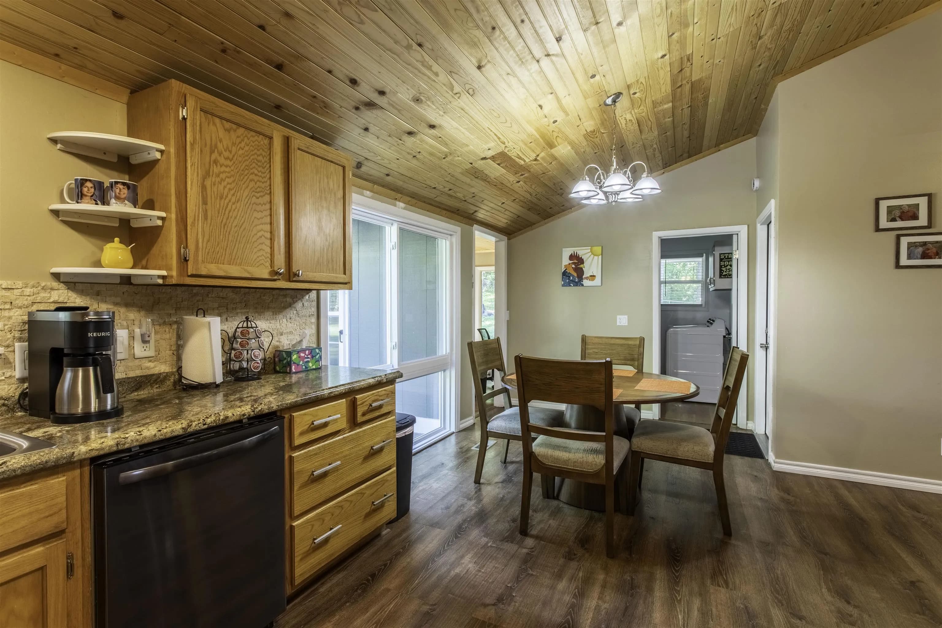 Property at 51  Winnebago - Image 17